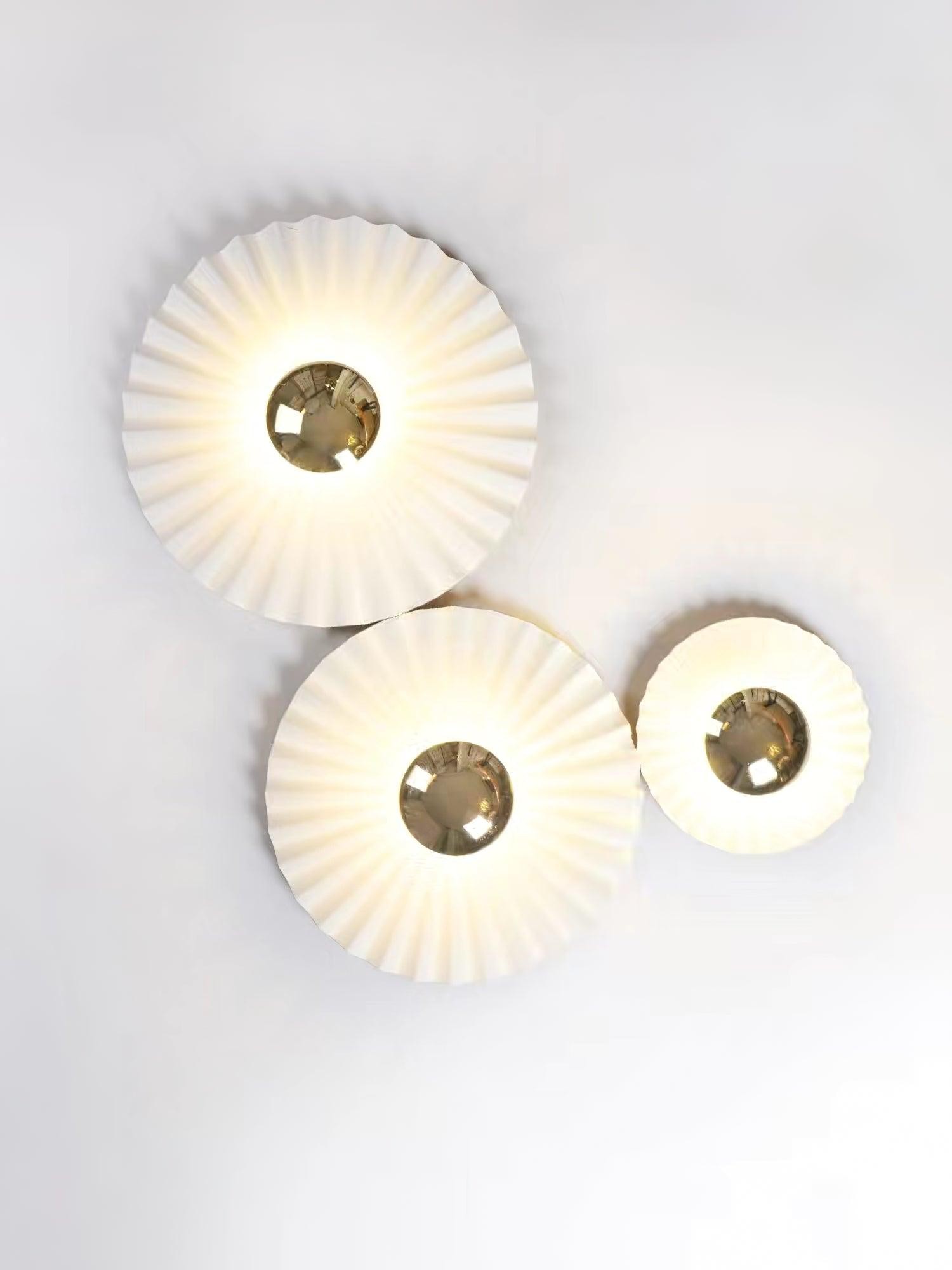 Modern Creative Scallop Wall Lamp M312