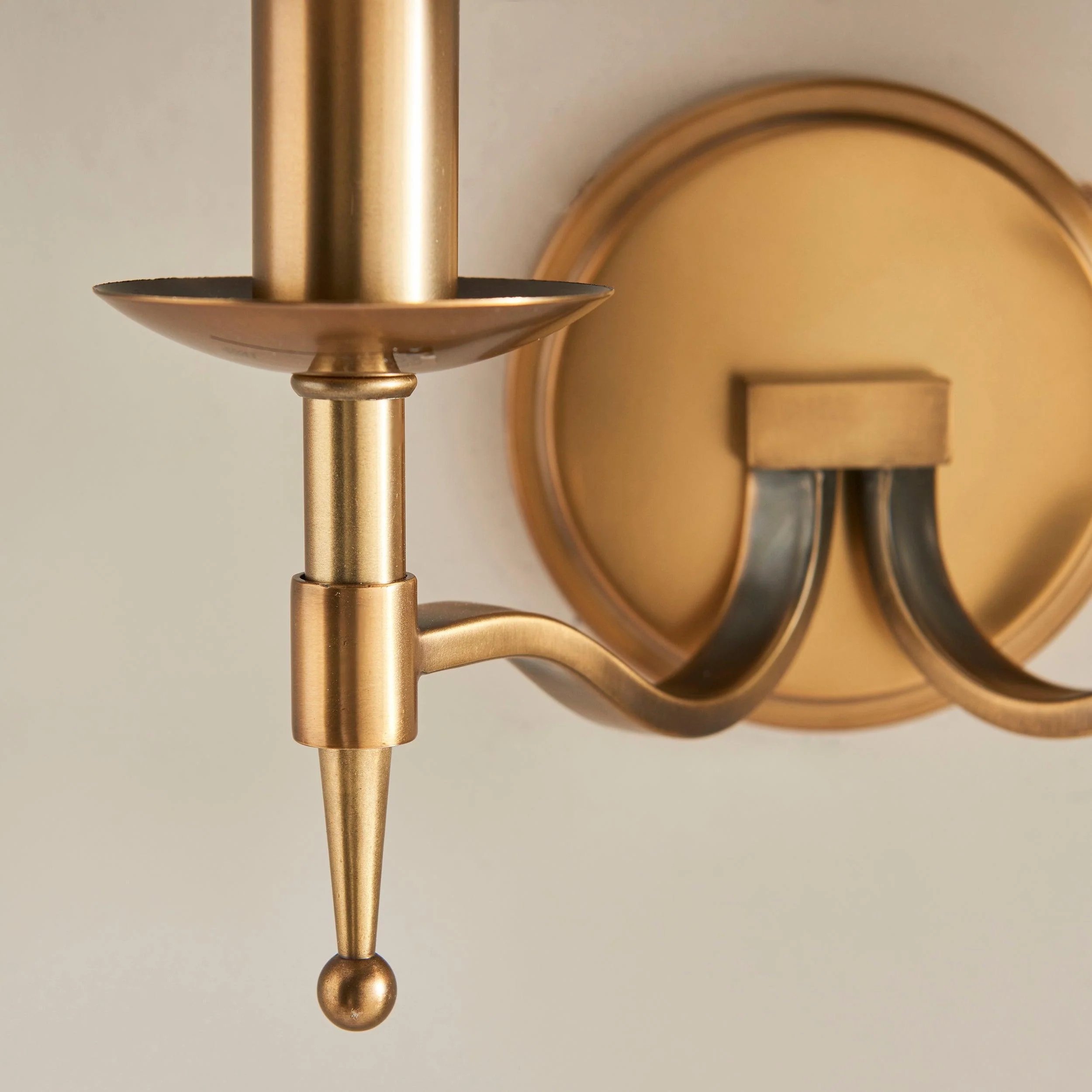 Tela Classic Wall Sconce Metal Wall Light - Elegant Wall Sconce Ideal for Hallway or Living Room T829