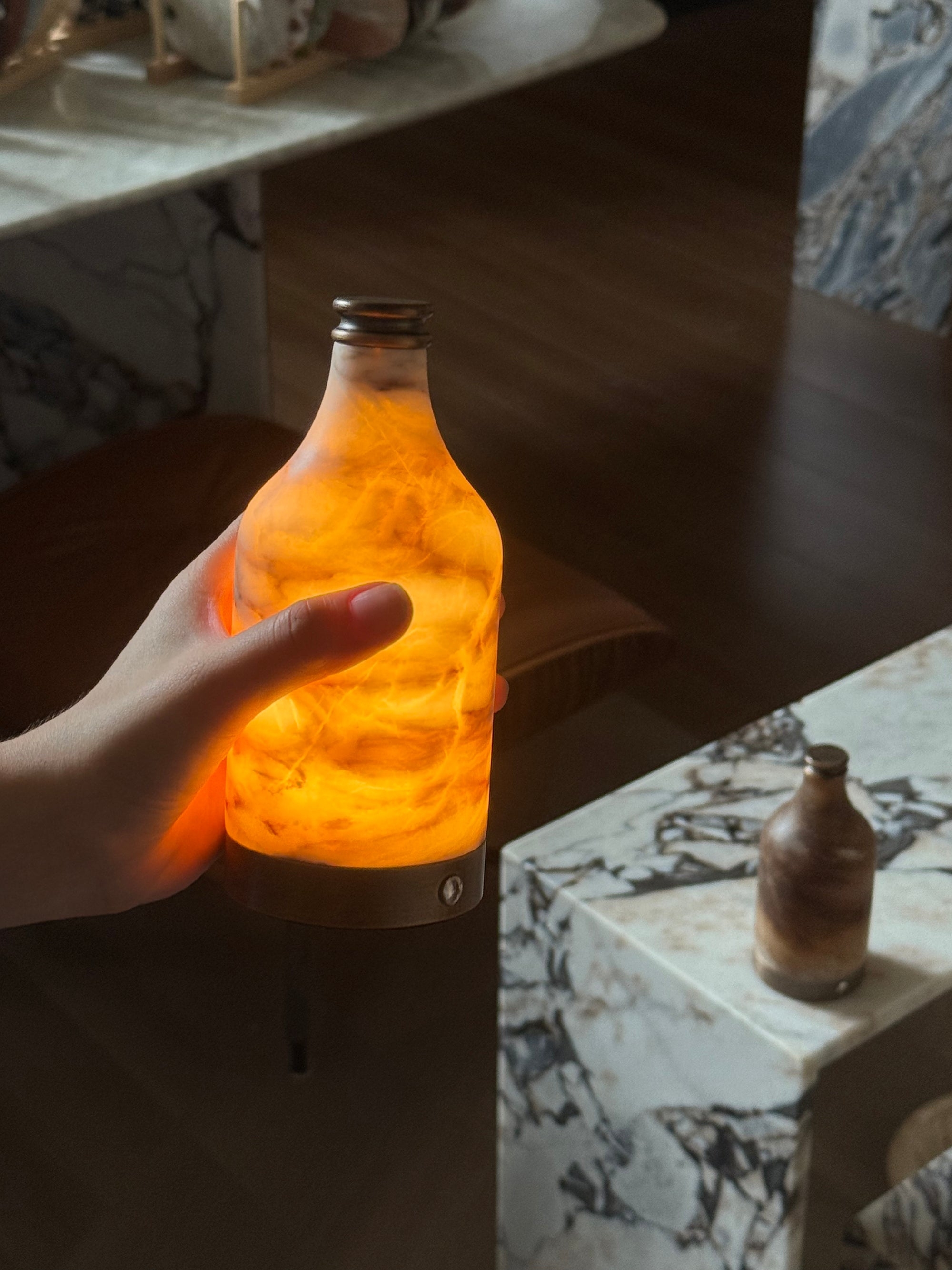 Wine Bottle Alabaster Table Lamp (Built-in Battery) T1893