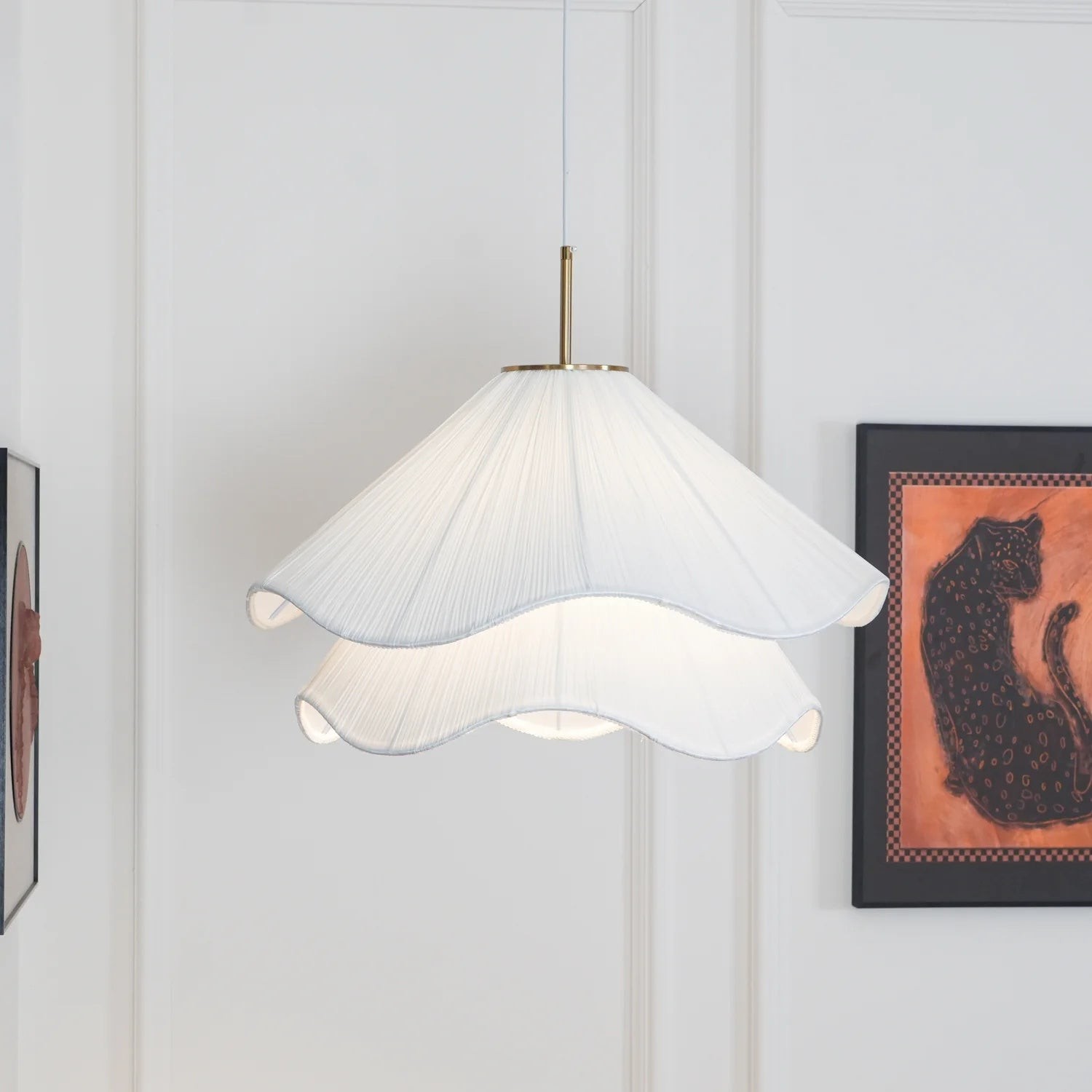 White Layered Pleats Pendant Lamp M147