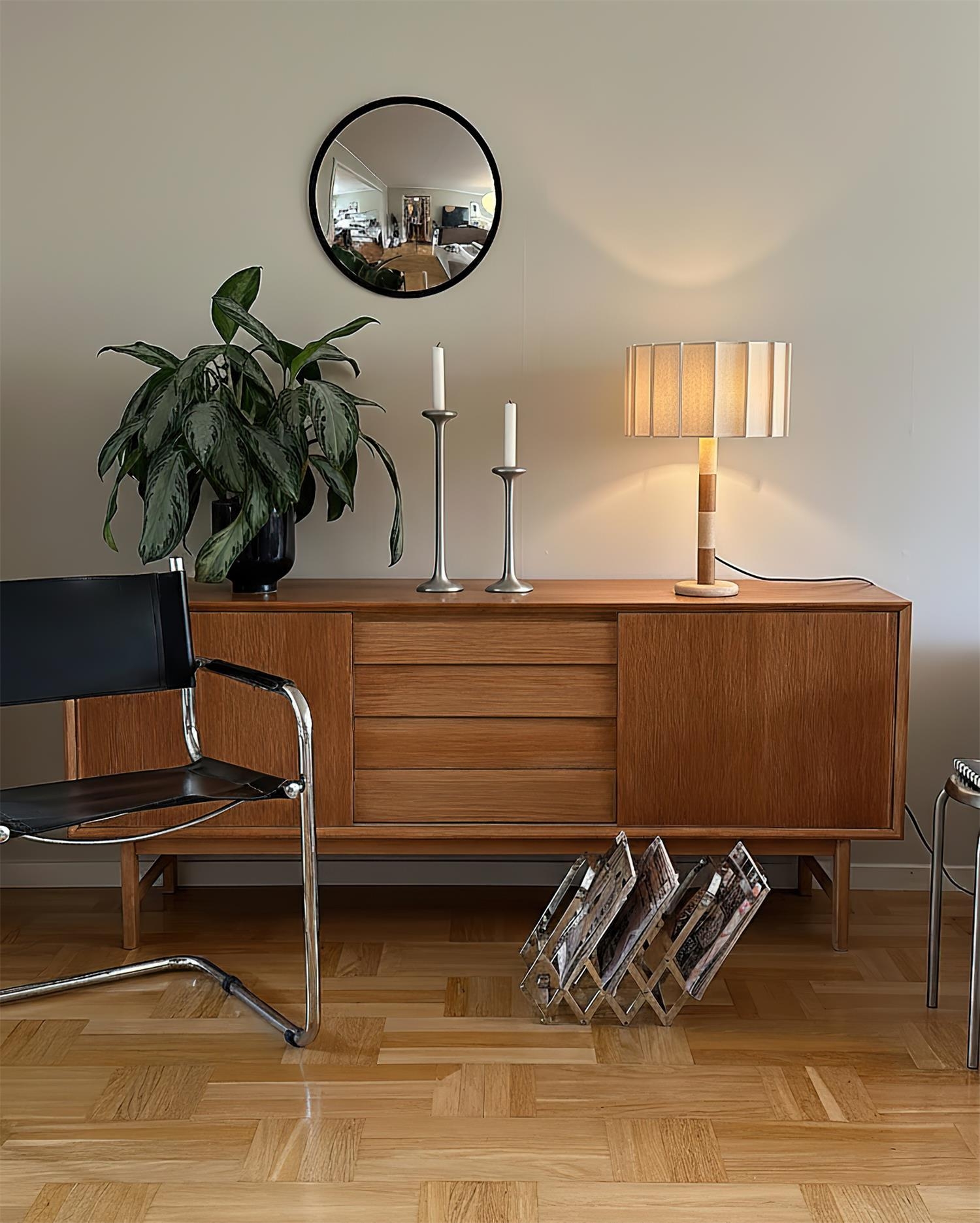 Pleated Grove Table Lamp T1440