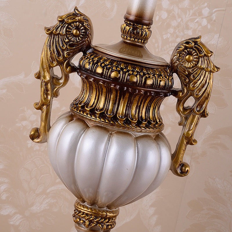 Retro Vase Fabric Table Lamp M495