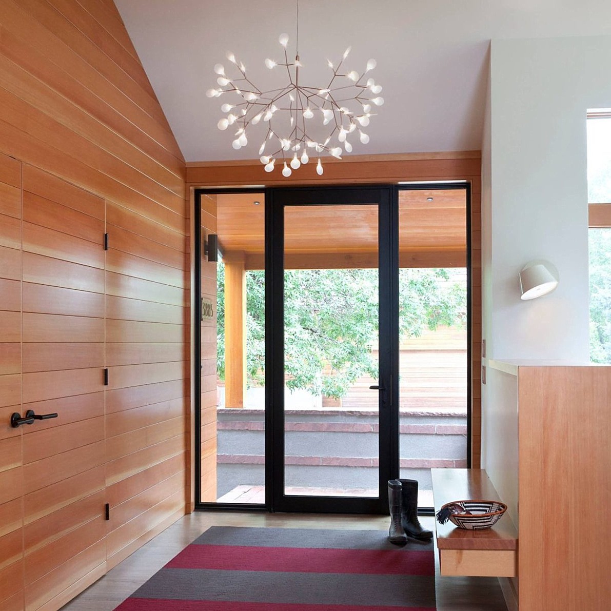 Floresta Chandelier – Artistic LED Chandelier for Residential Spaces
