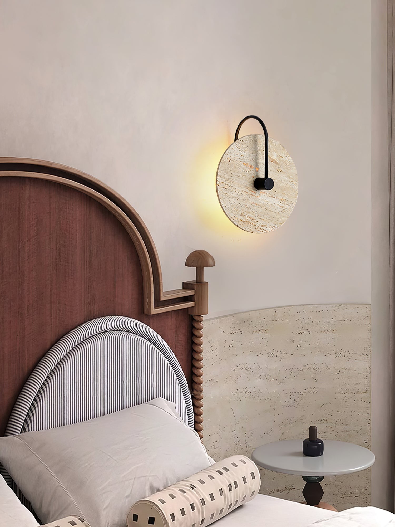 Simple Clock-Shaped Travertine Wall Lamp M509