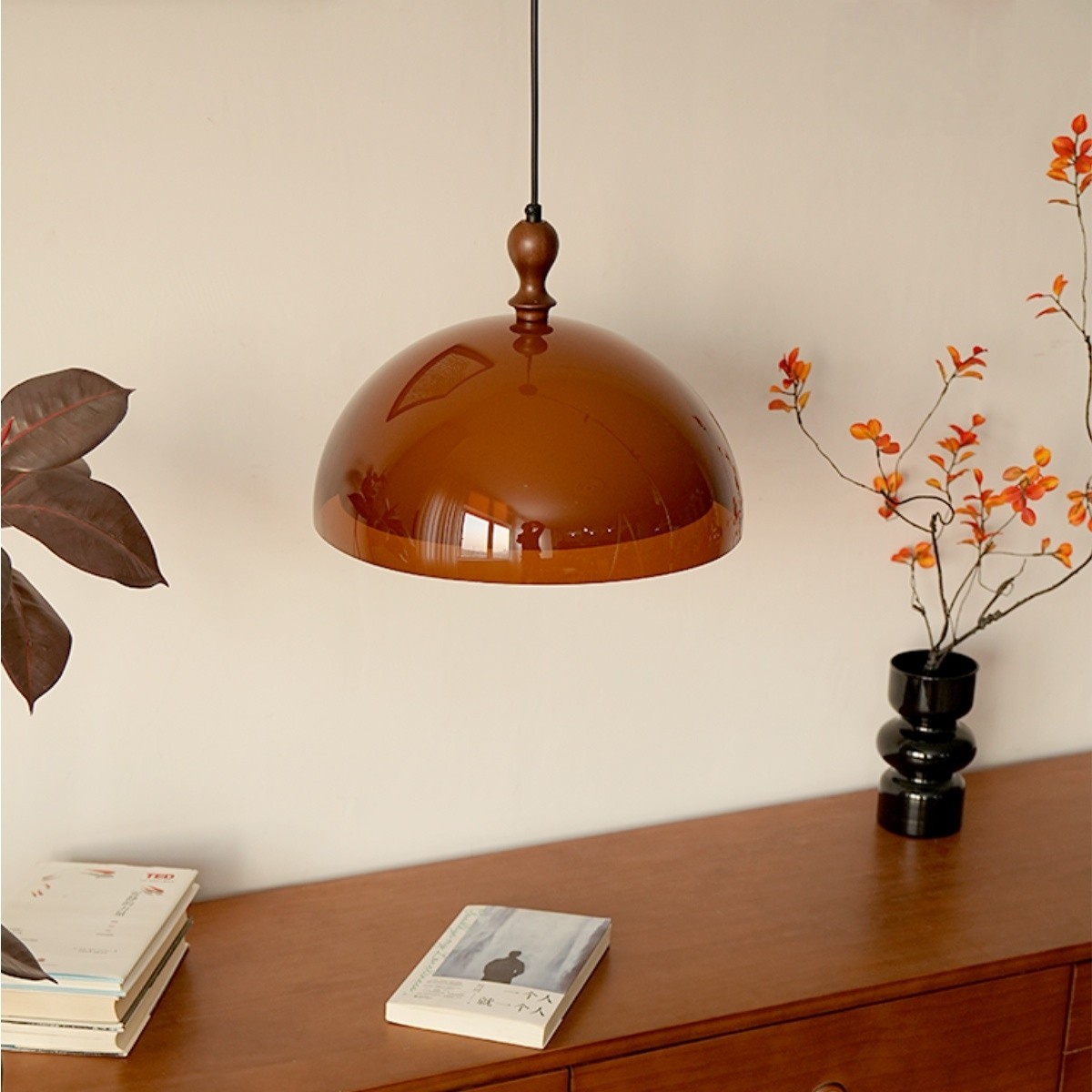 Vintage Sunset Pendant Lamp – Amber Acrylic & Walnut Finish S256