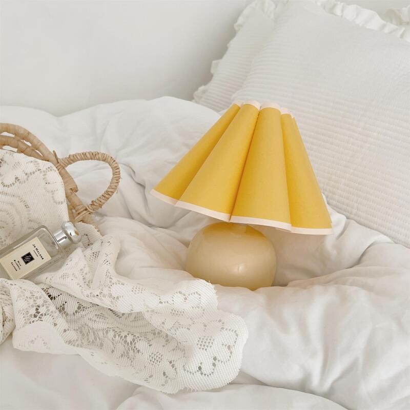 Scandinavian Vintage Table Lamp for Bedroom