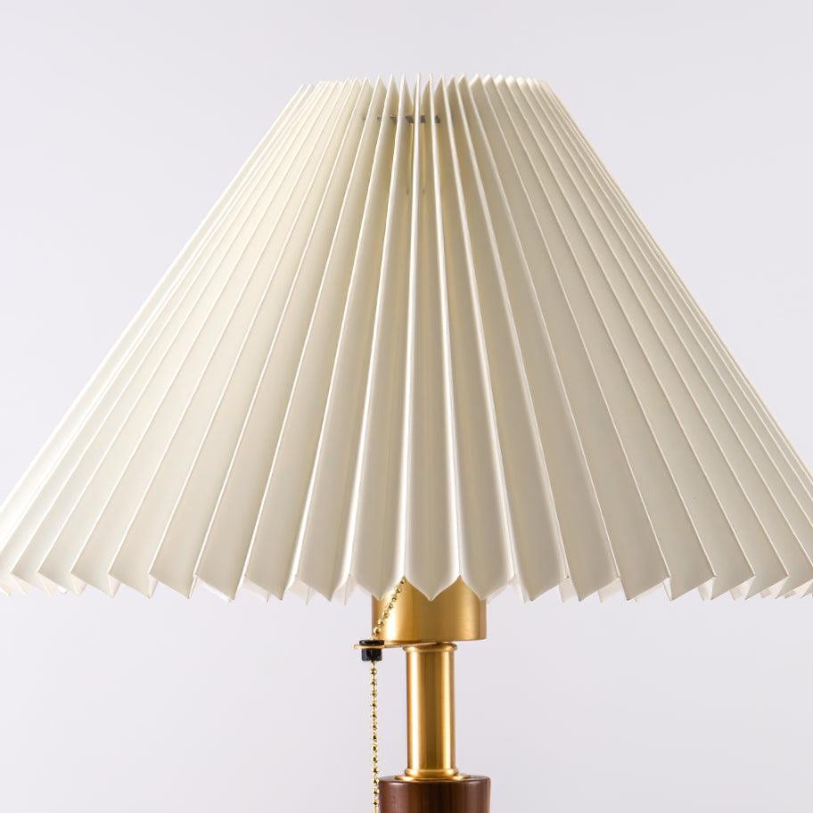 Nordic Retro Pleated Fabric Wooden Table Lamp For Bedroom M375