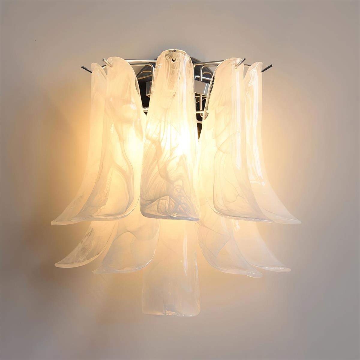Valier Petal Wall Lamp T1310