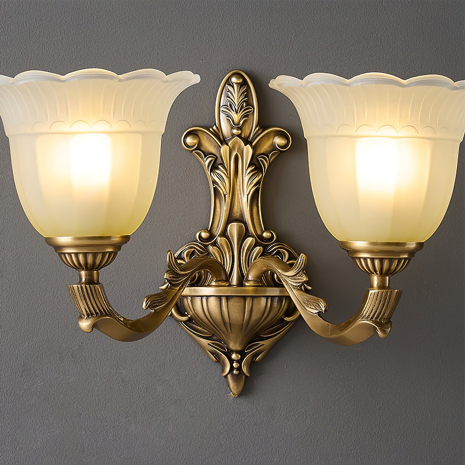 Bloom Flower Brass Sconce T1855