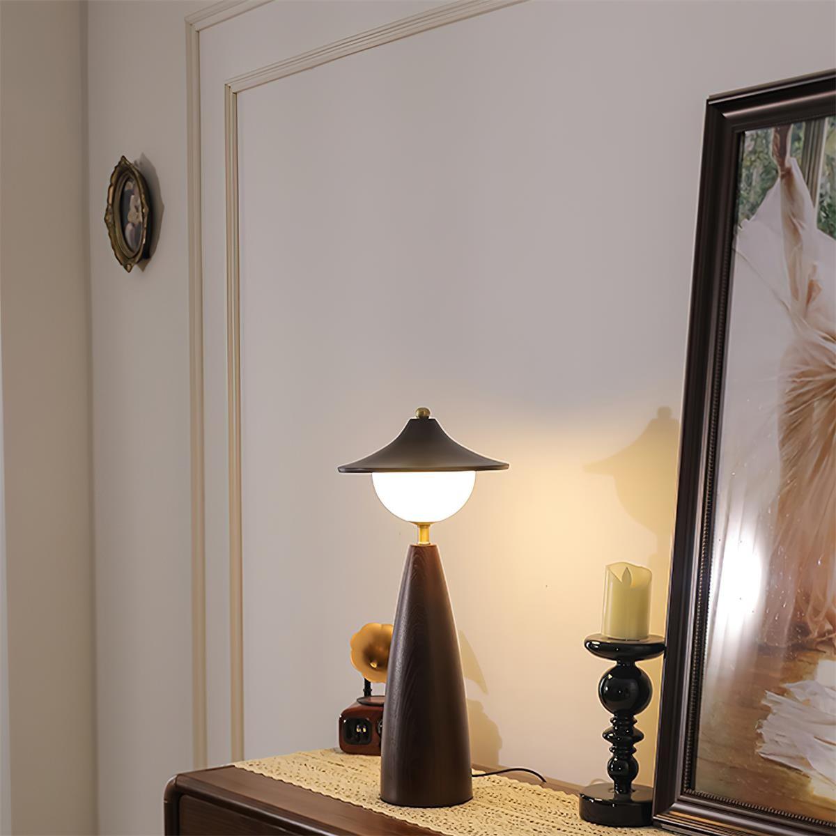 French Retro LED Bedside Table Lamp for Bedroom M225