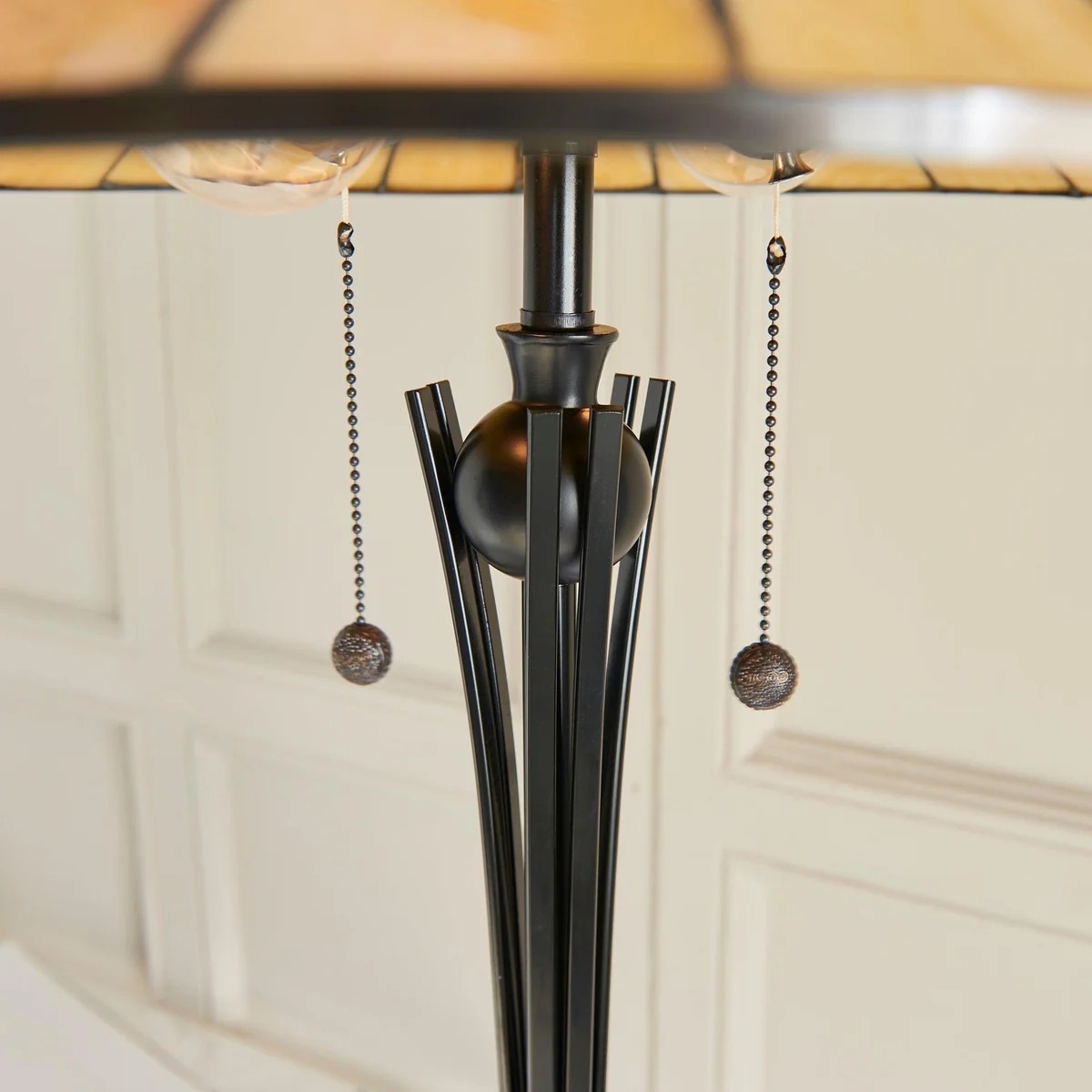 TF Dark Star Tiffany Art Glass Floor Lamp - Vintage-Inspired Metal Base Accent Lighting T878