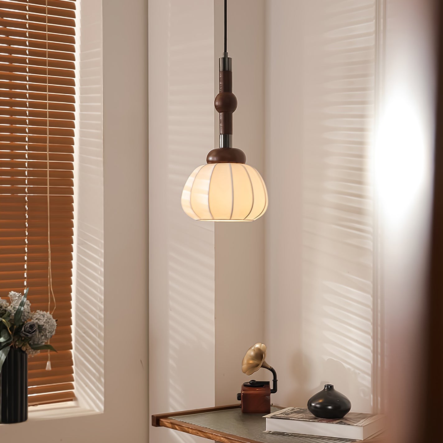 Silk Globe Pendant Lamp M411