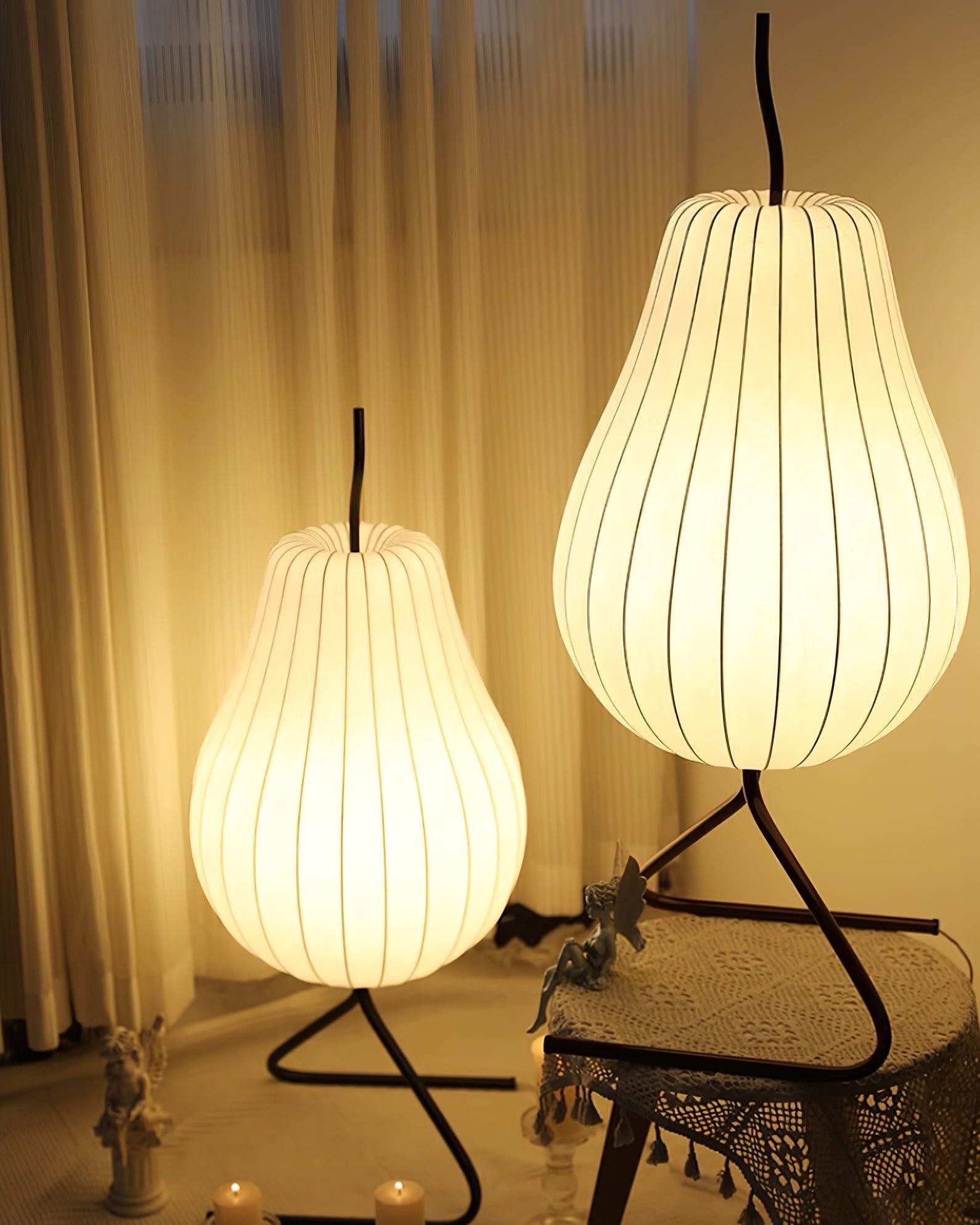 Pear-shaped Shite Floor Lamp Suitable For Living Room M519