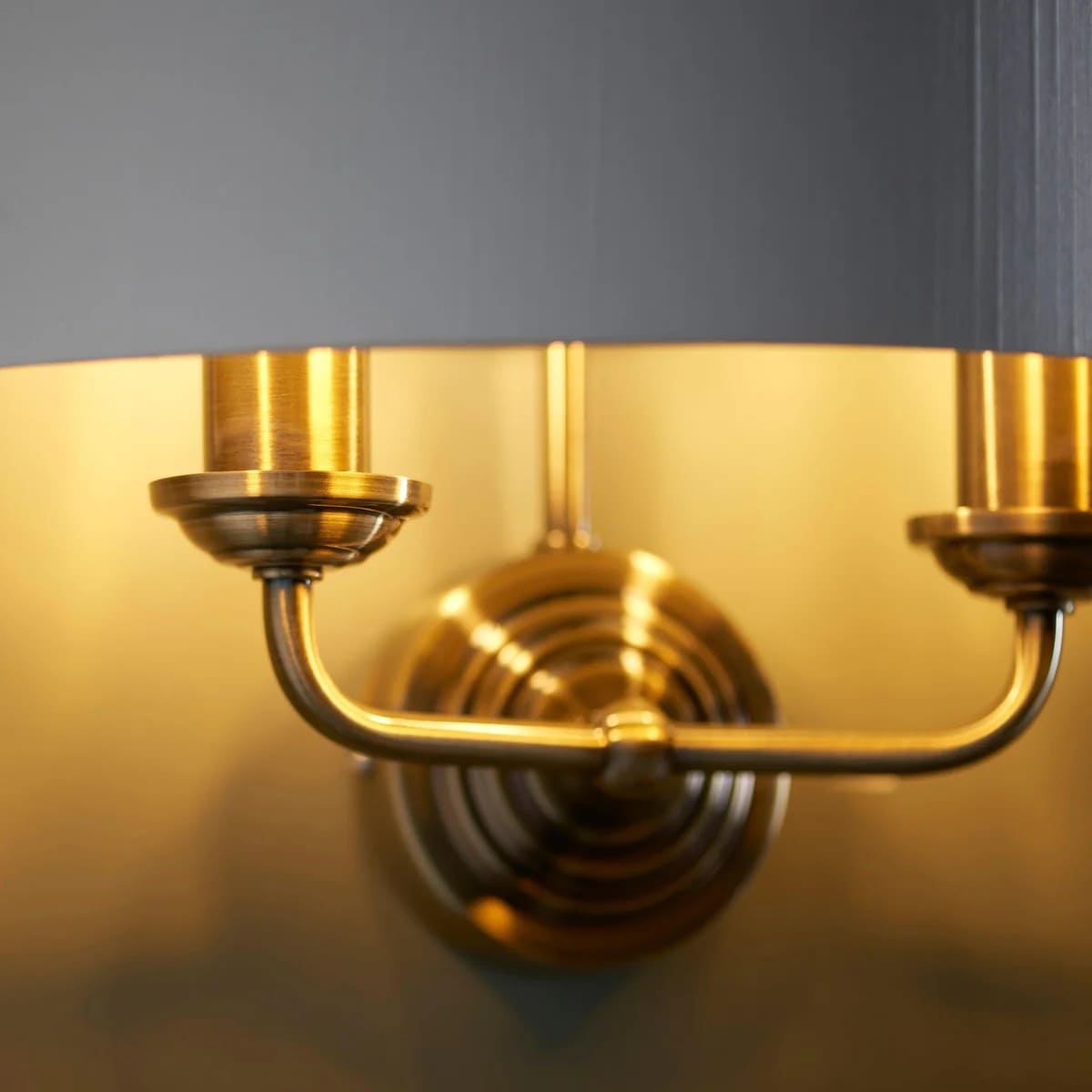 Tela Classic Wall Sconce - Elegant Fabric Shade with Metal Finish T654