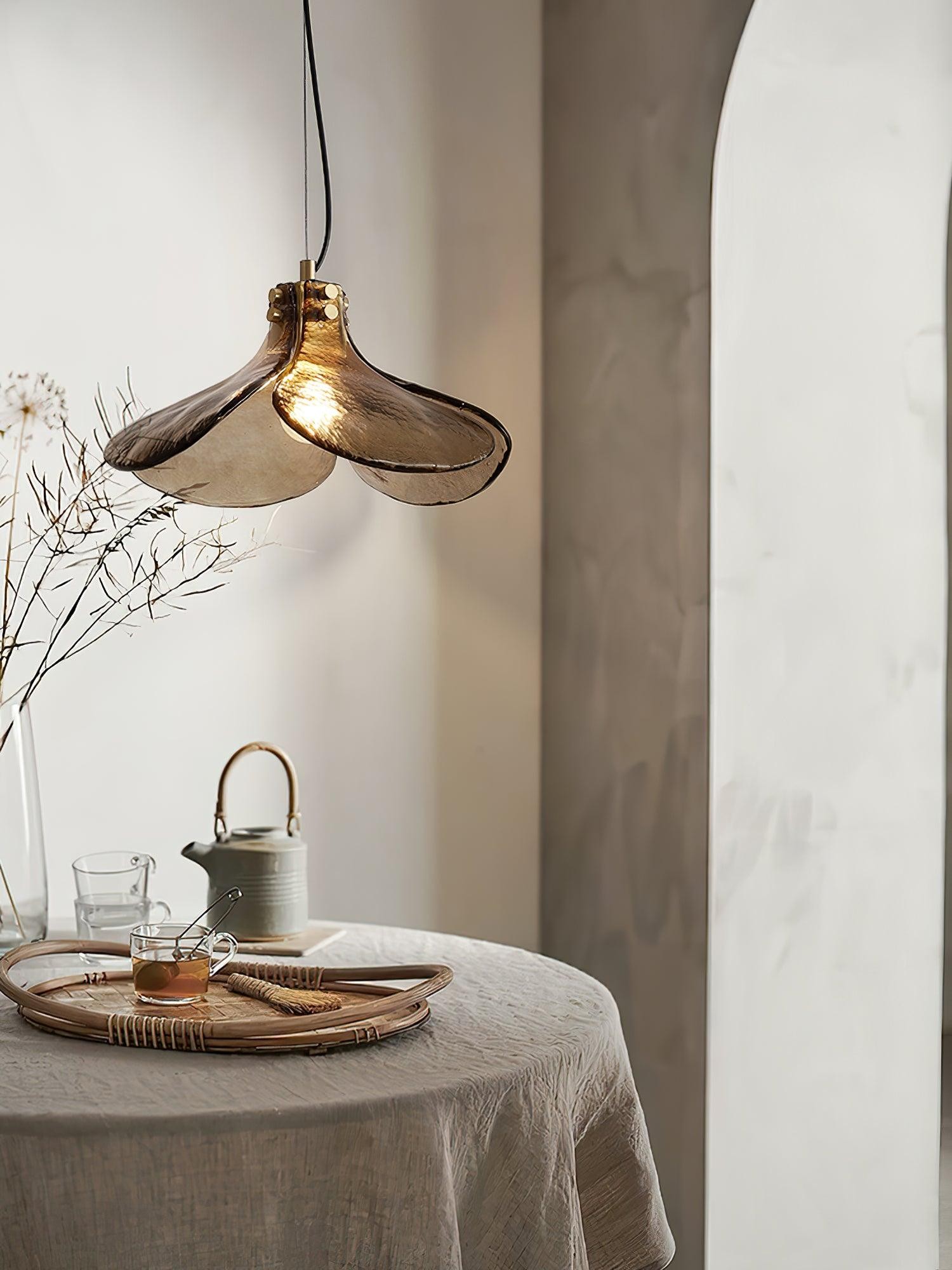 Vintage Clover Pendant Light M353