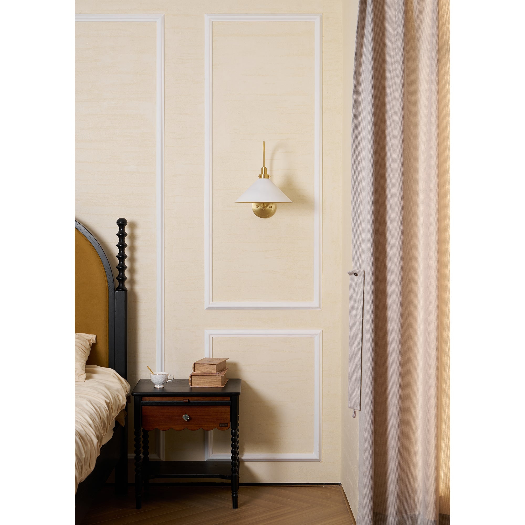 Clivedon Wall Lamp T1816