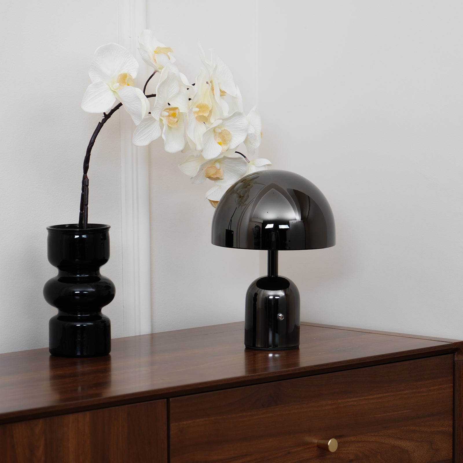 Smooth Mushroom Portable Table Lamp M179