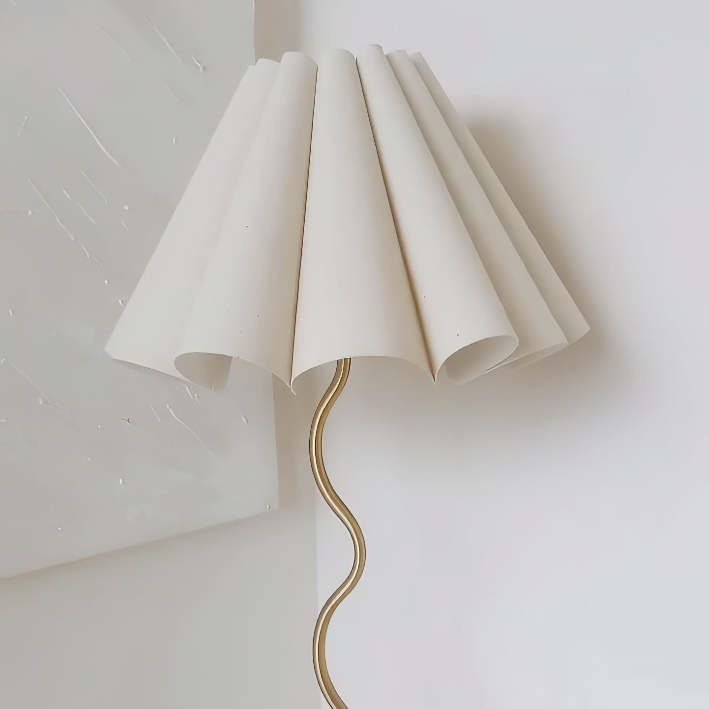 Cora Floor Lamp T1929