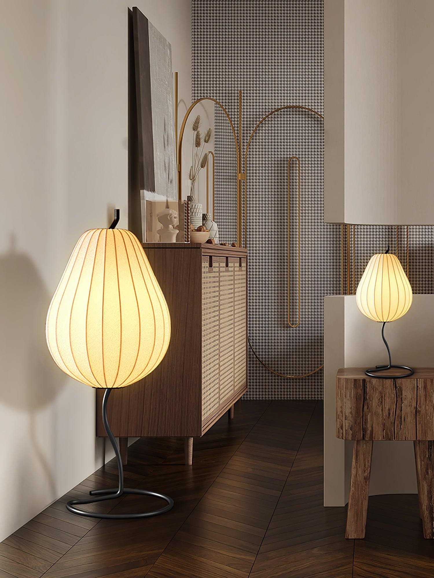 Pear-shaped Shite Floor Lamp Suitable For Living Room M519
