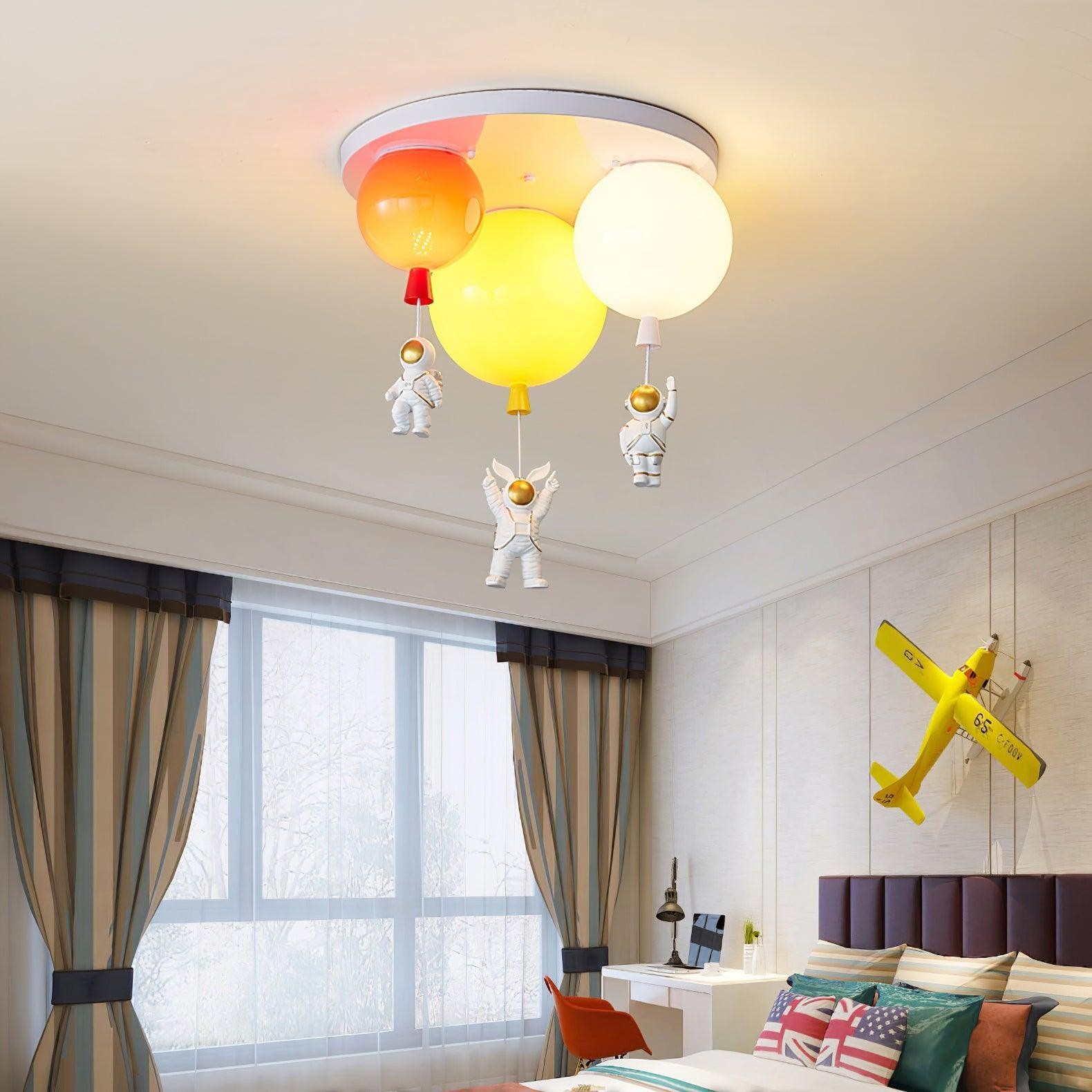 Astronaut Glossy Balloon Ceiling Lamp M390