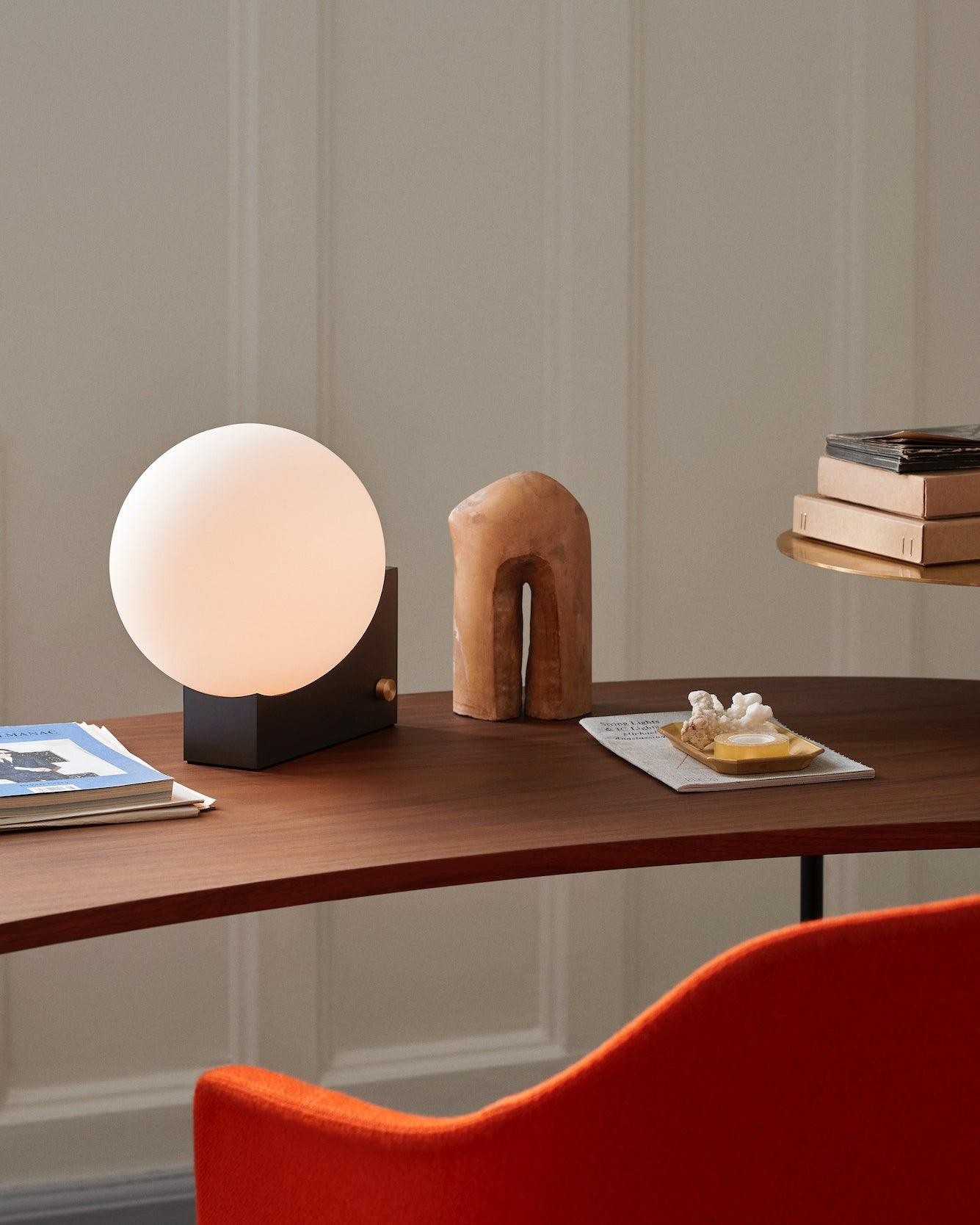 Geometric Lamp Base Glass Globe Table Lamp M362