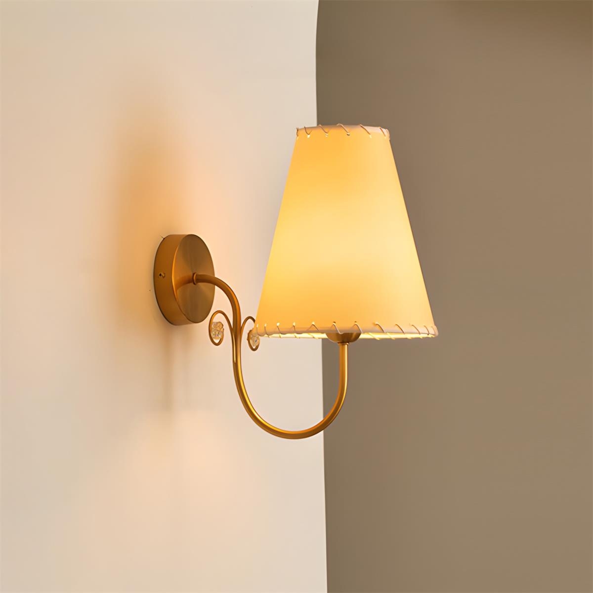 Gentle Bend Wall Lamp T1557