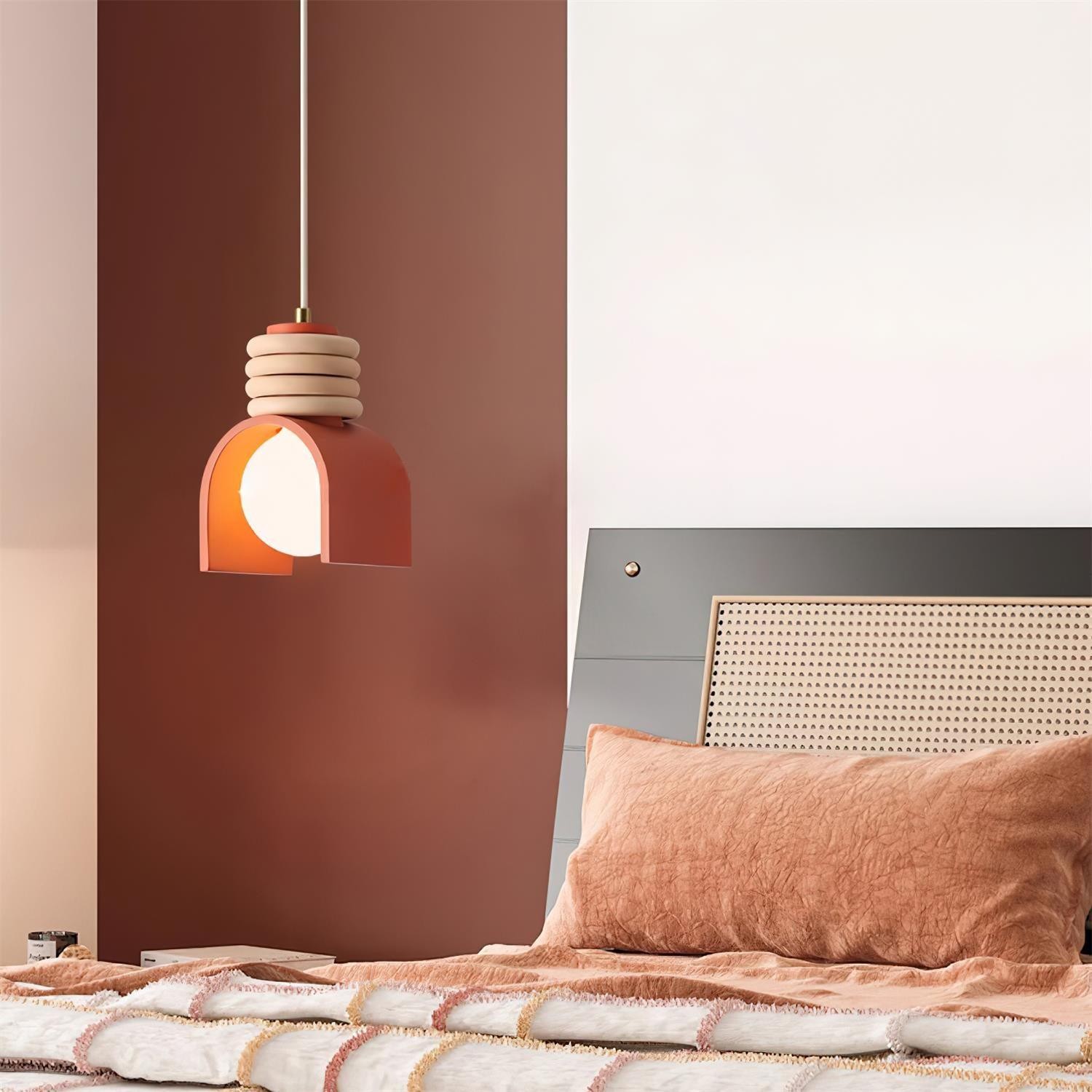 Modern Creative Resin Pendant Light M92