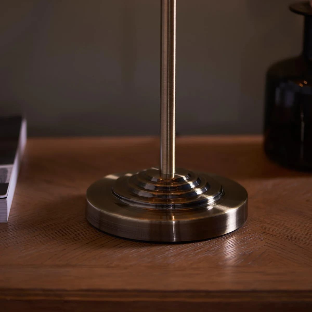 Tela 1‑Light and 3‑Light Table Lamp - Modern Linen & Metal for Bedside or Living Room T847