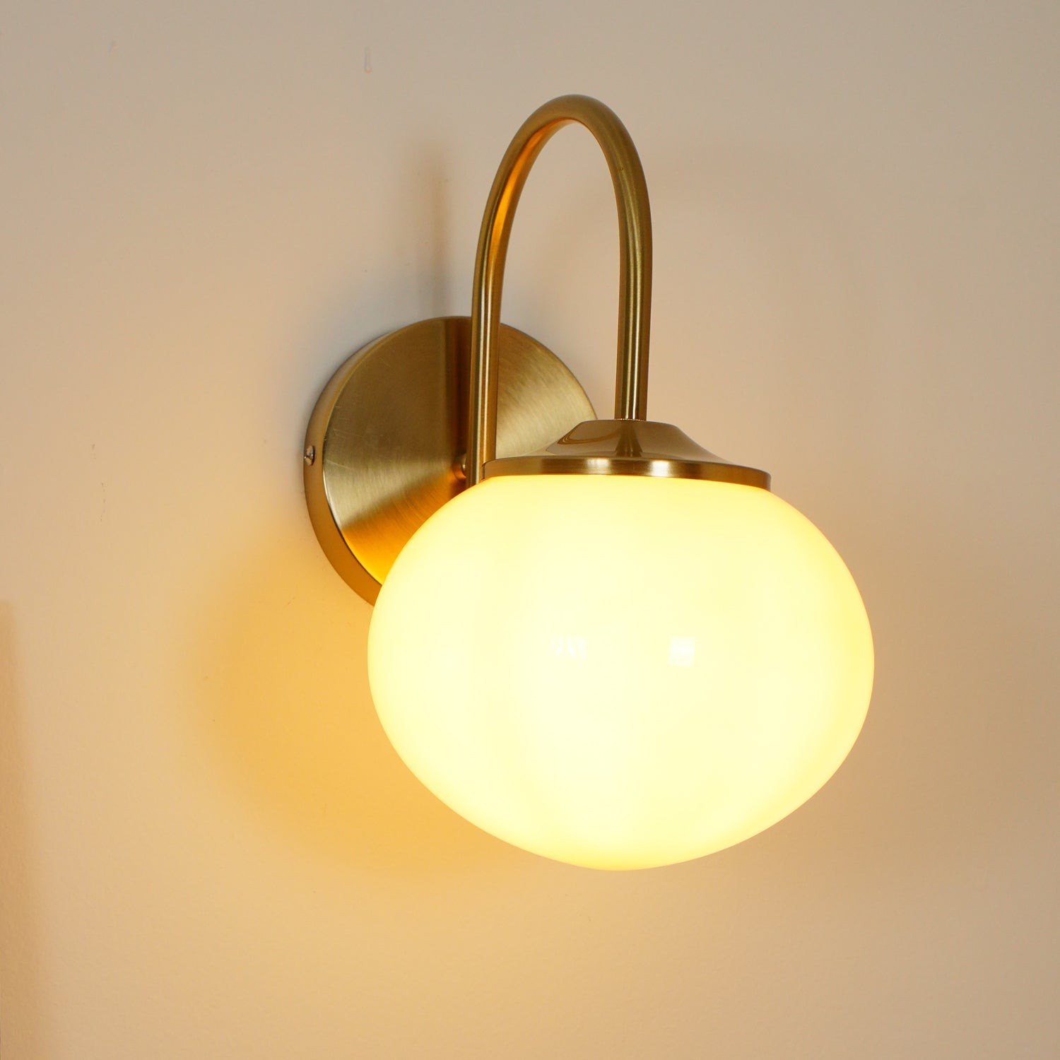 Traditional Round Classic Wall Lamp M261
