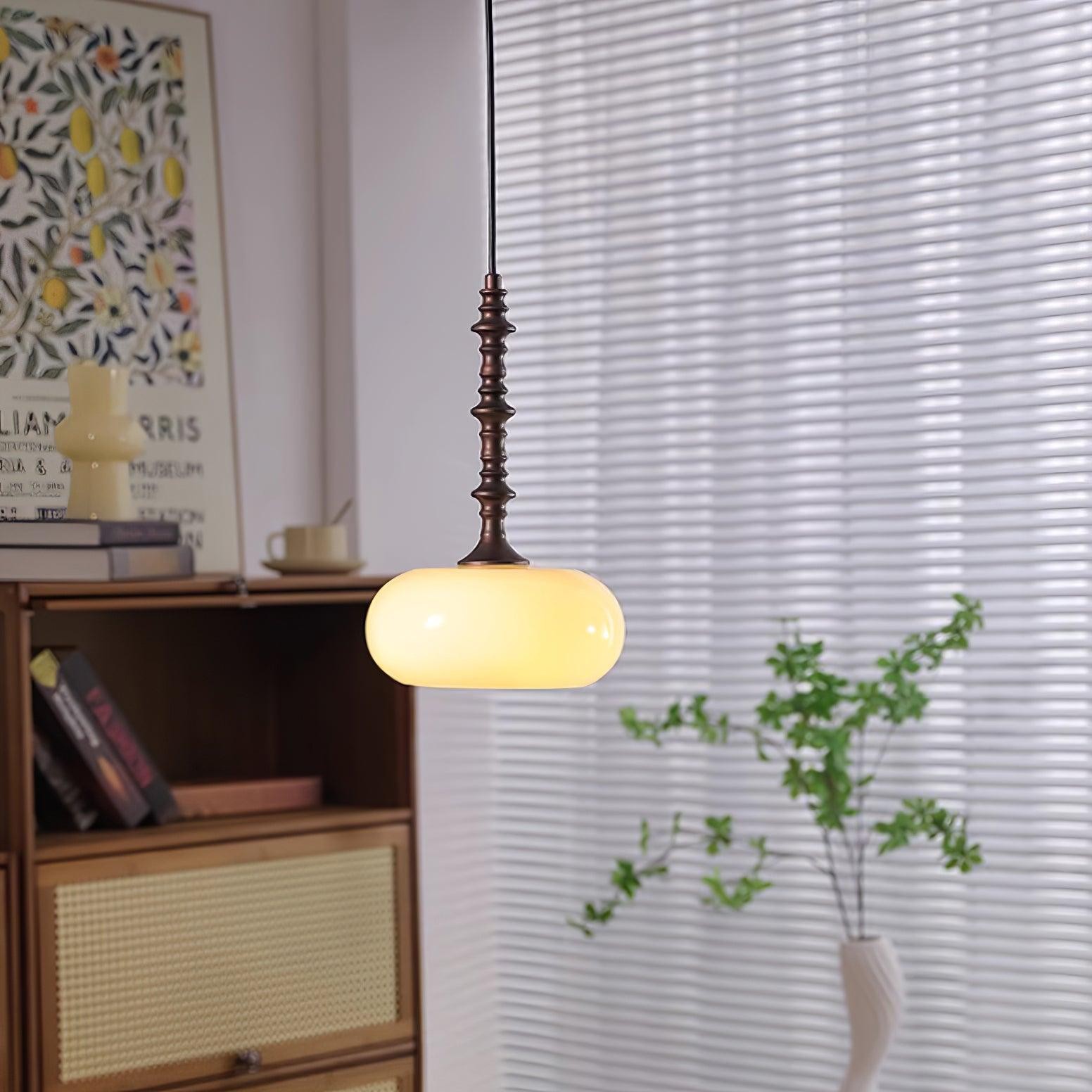 Modern Simple Cream Smooth Small Pendant Lamp M163