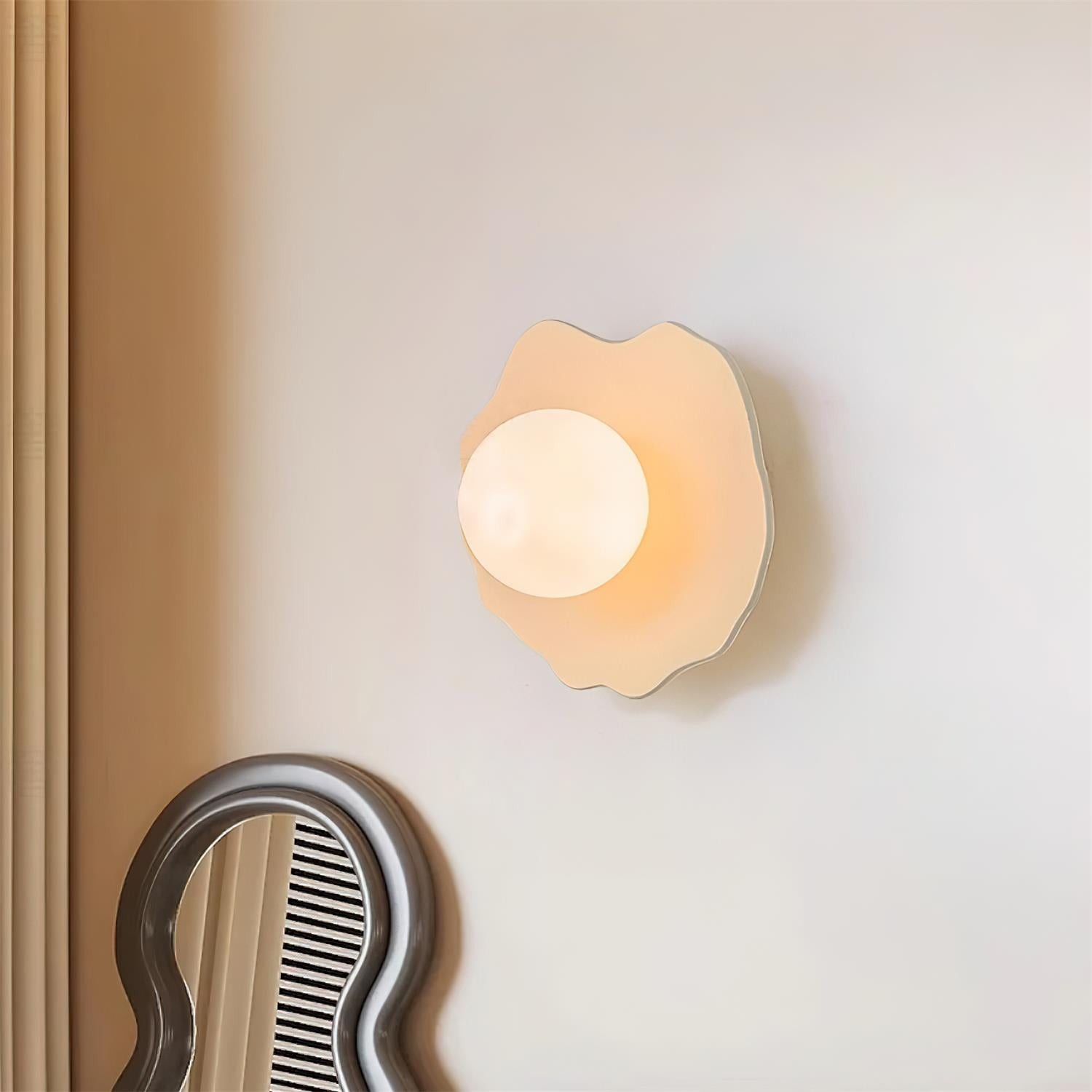 Nordic Flower Shape Wall Lamp M106
