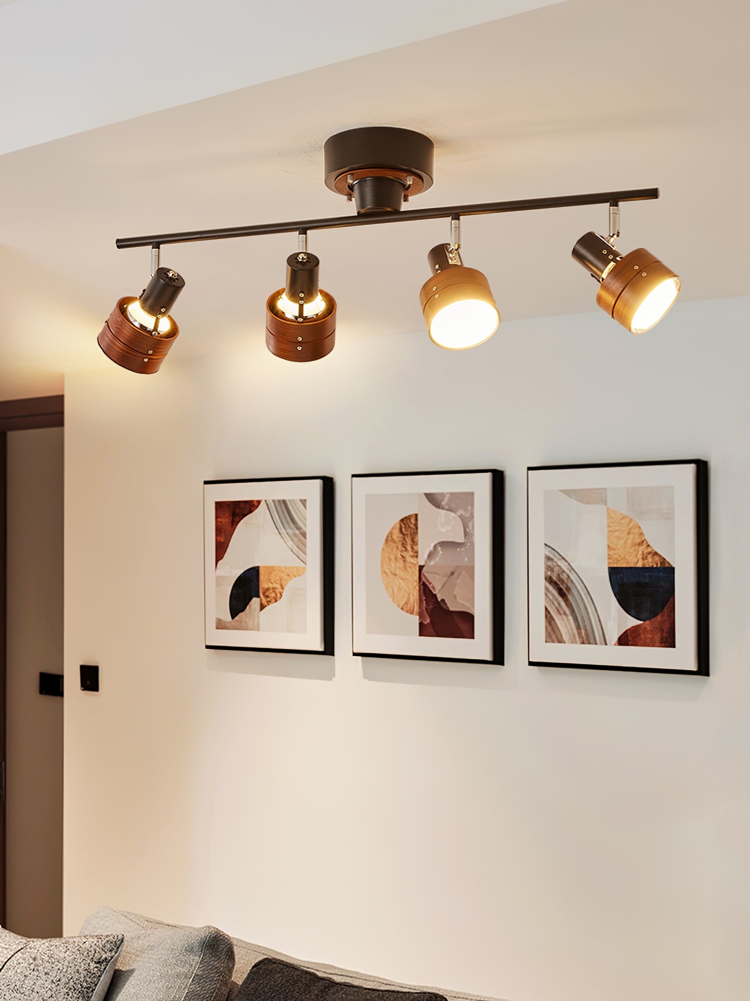 Nordic Cylindrical 4-Light Spotlight T1639