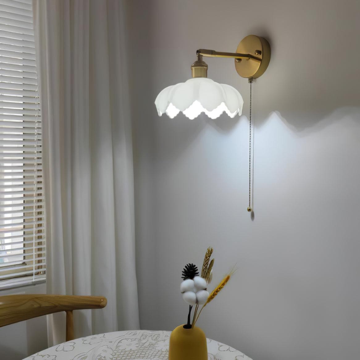 Lotus Rotatable Wall Lamp M354