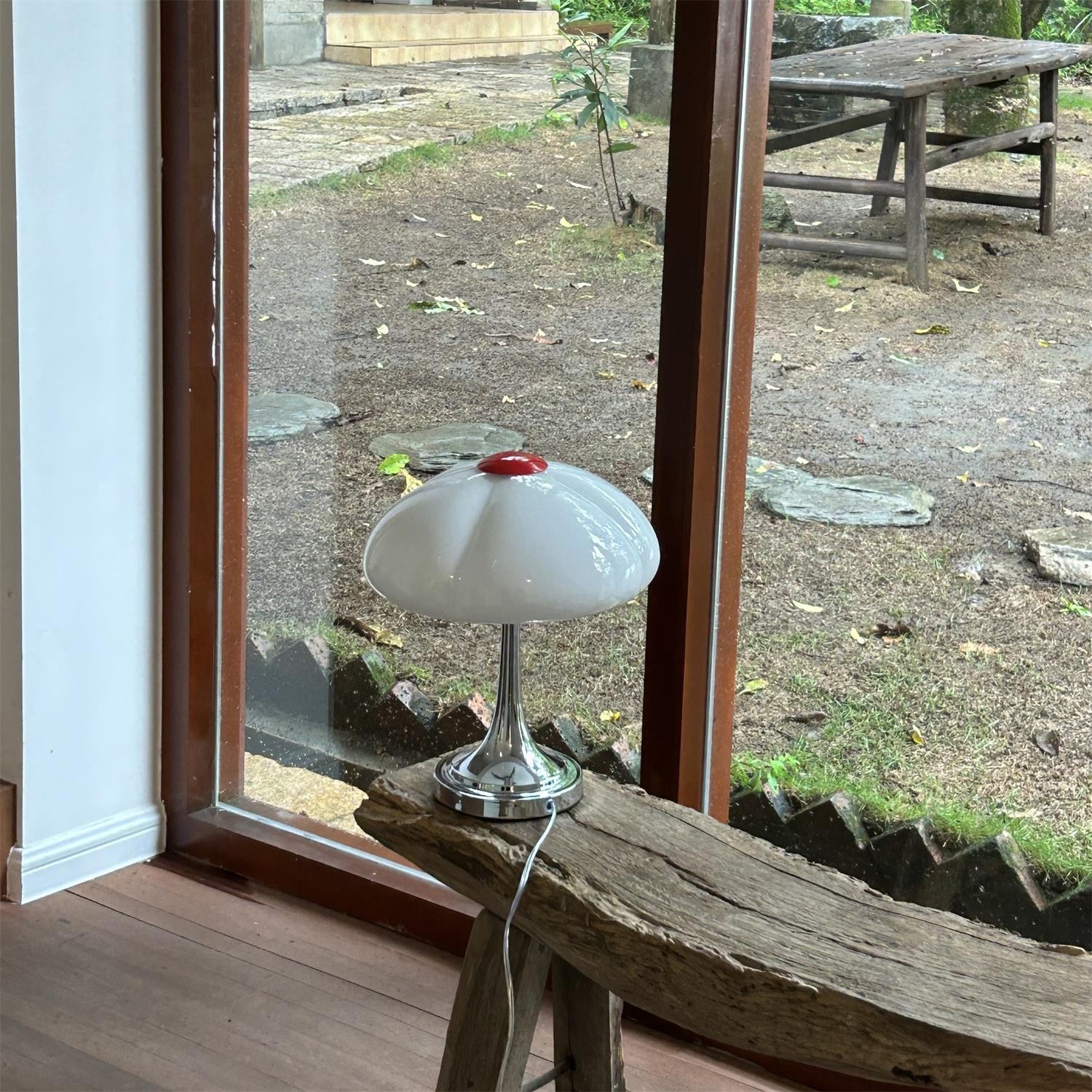 Cream Style Glass Mushroom Table Lamp M220