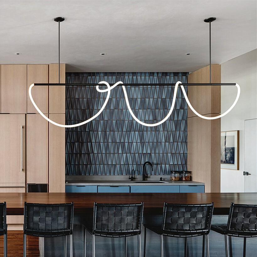 Tracer Loop Pendant Lamp