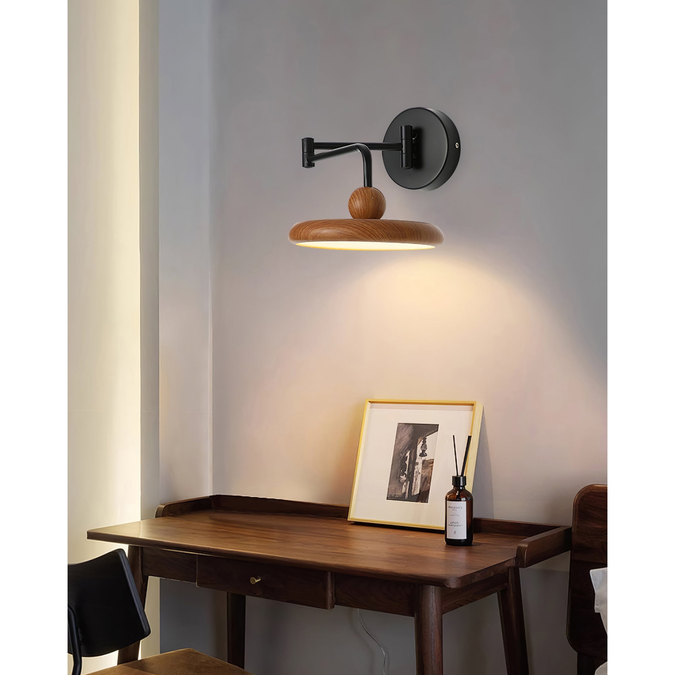 Karlin Wall Lamp T1916