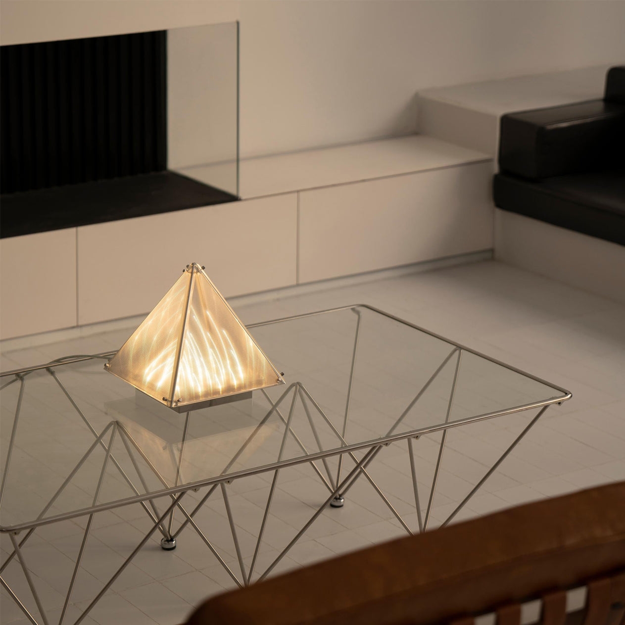 Fragment Table Lamp T1669