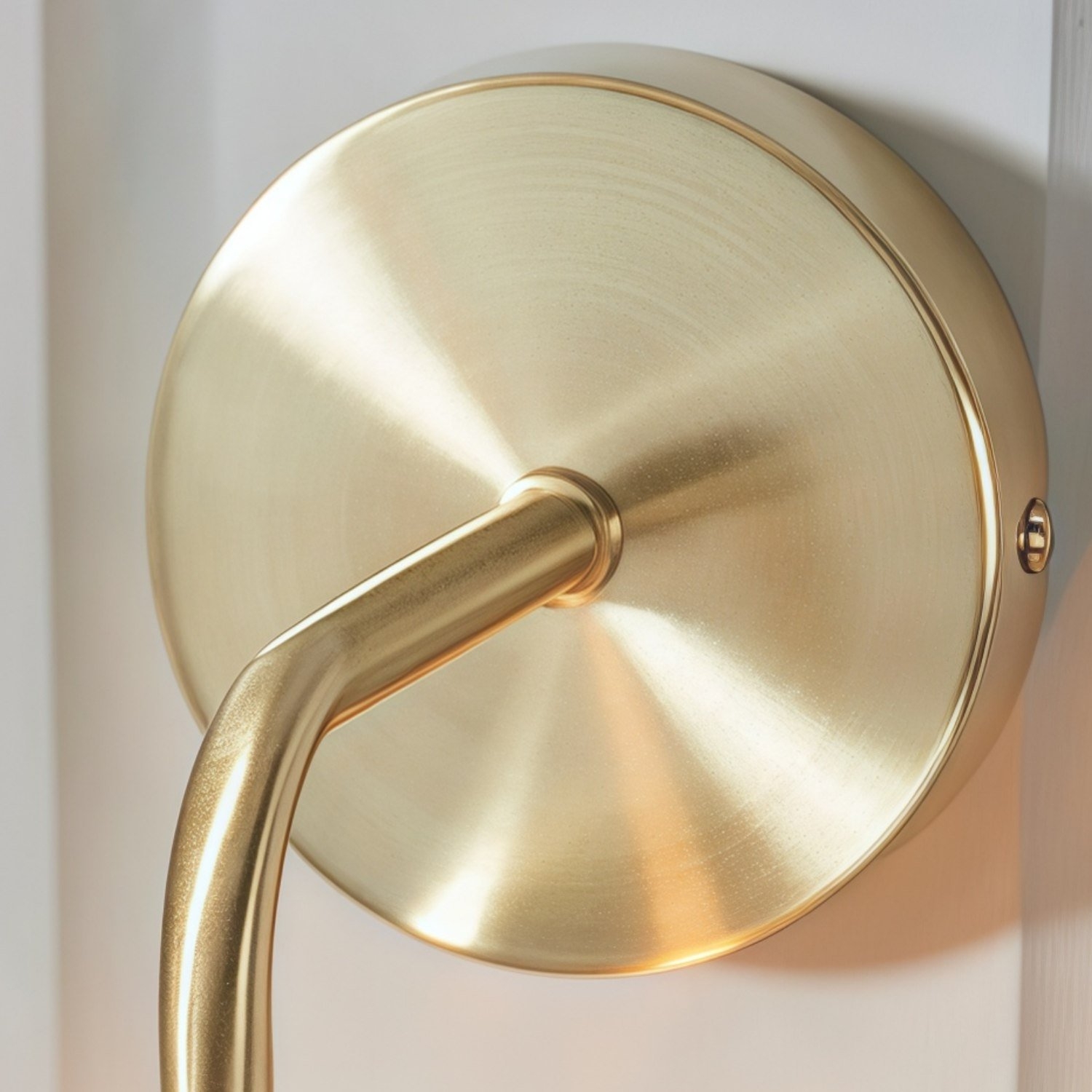 Tracian Brass Textured Glass Wall Lamp - Modern Classic Wall Sconce for Home Interiors & Corridors T837