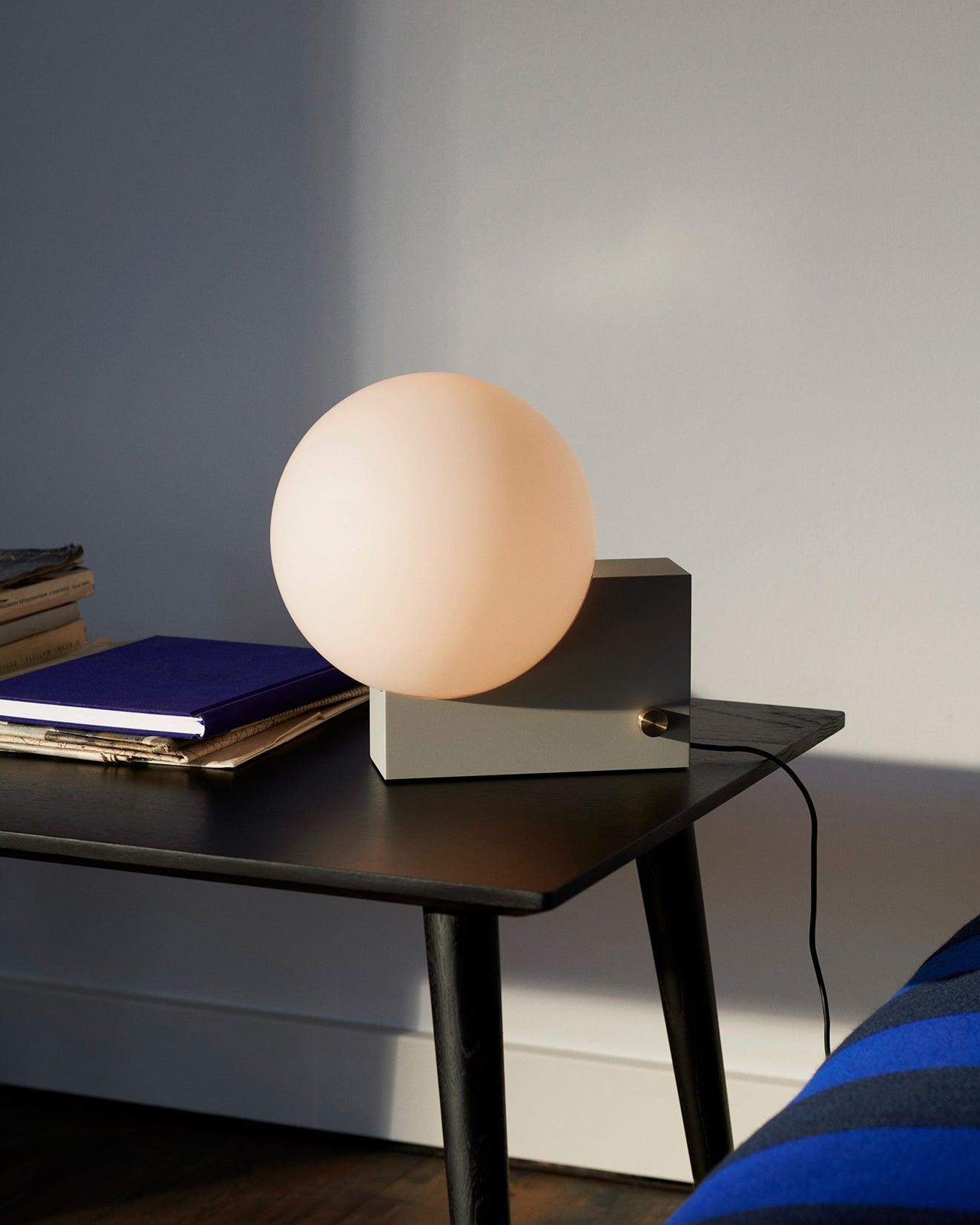 Geometric Lamp Base Glass Globe Table Lamp M362