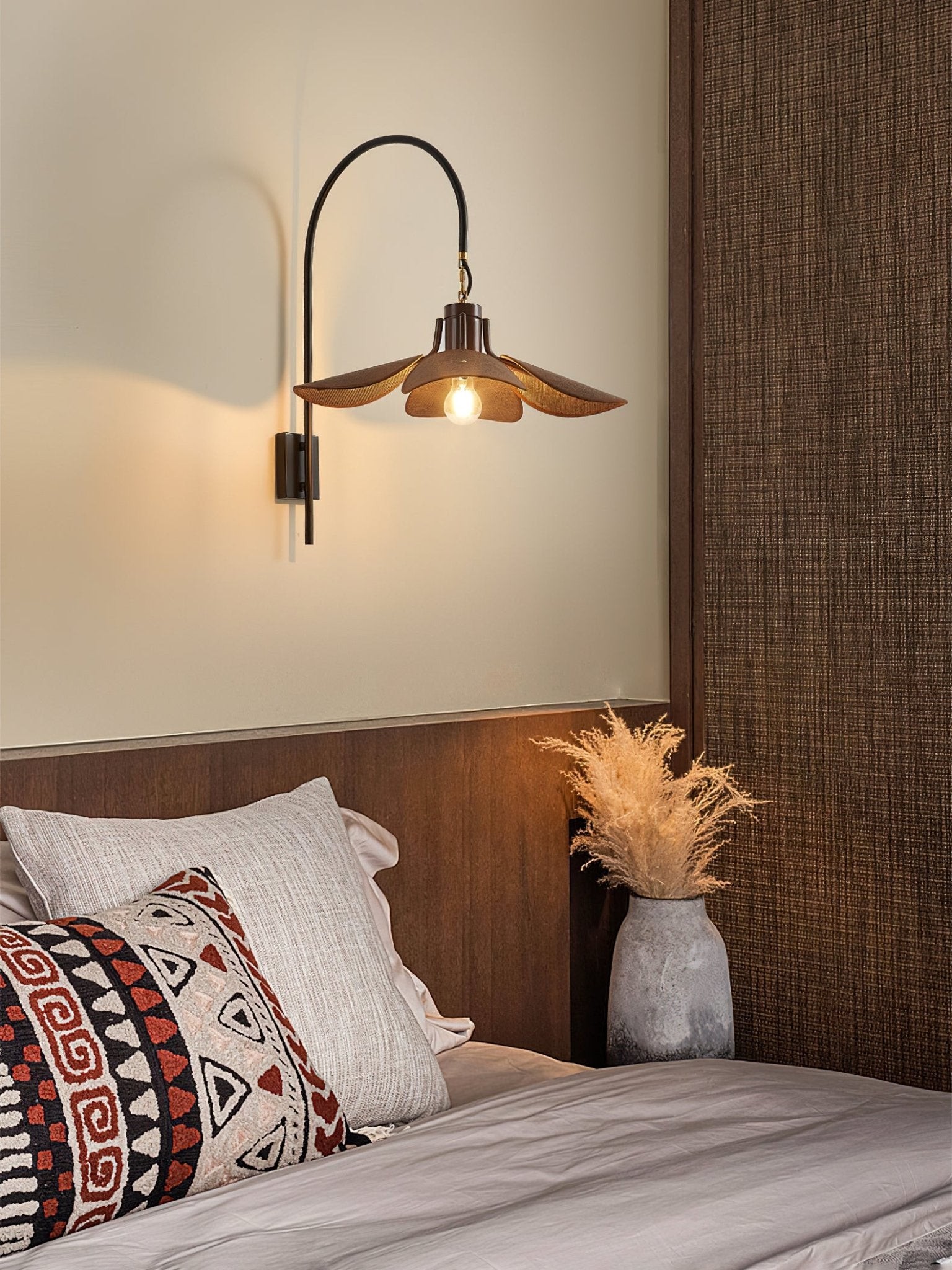 Retro Wabi-Sabi Style Petal Bloom Wall Lamp M517