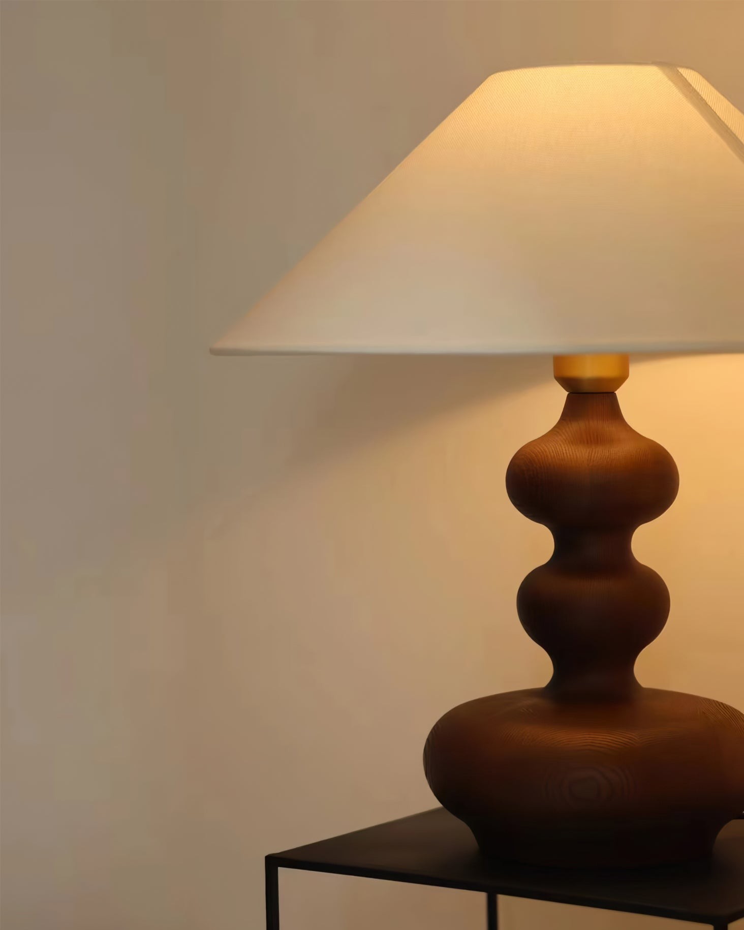 Nordic Retro Solid Wood Table Lamp M61