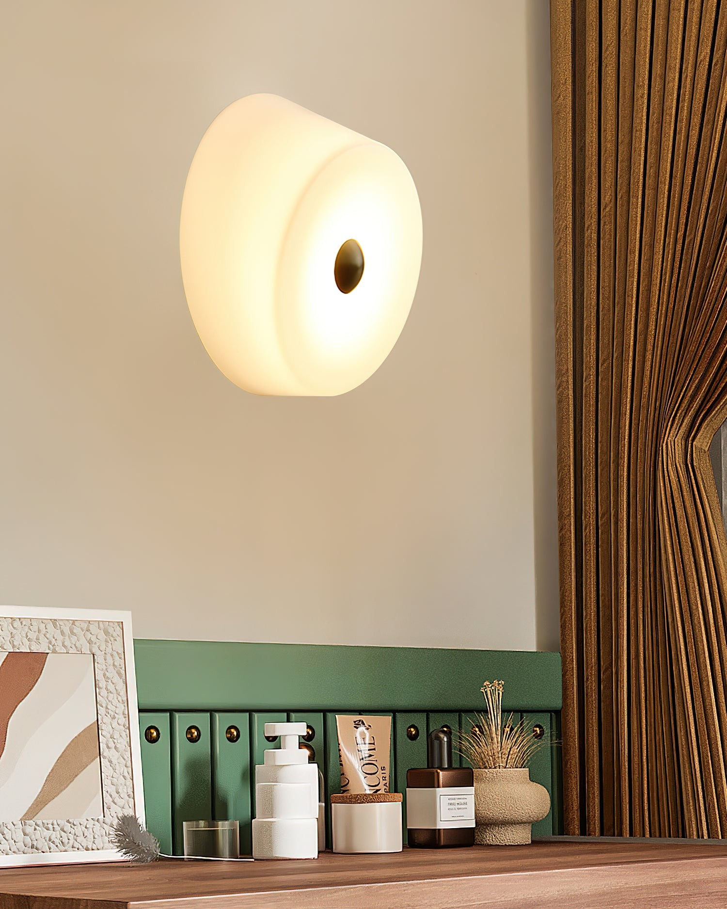 Vintage Cream Style Glass Aisle Wall Lamp M300