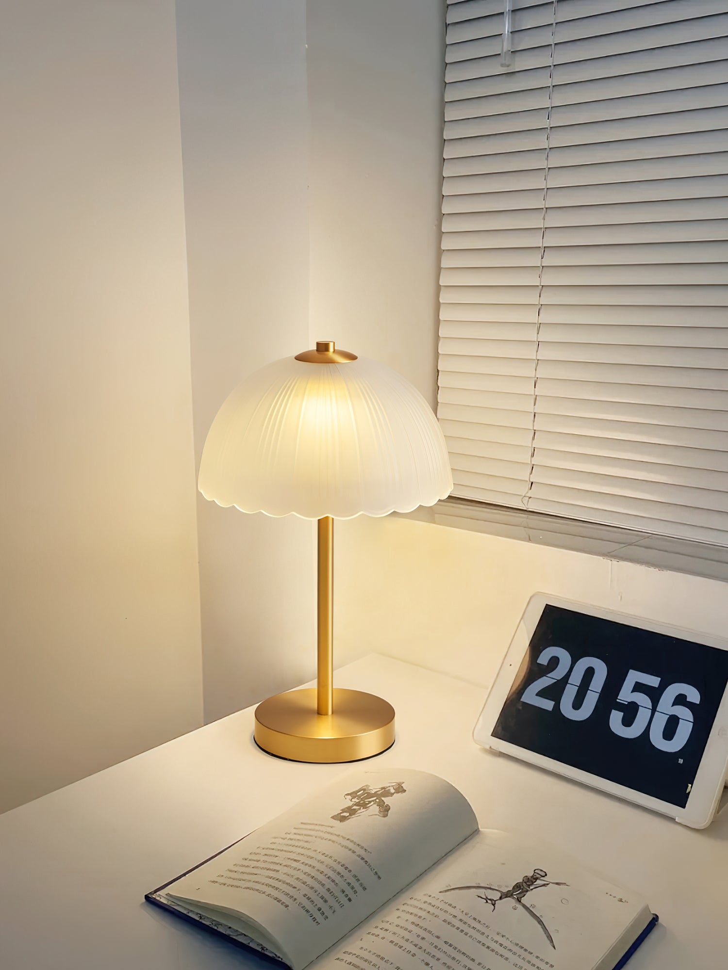 Small Umbrella Table Lamp T1665