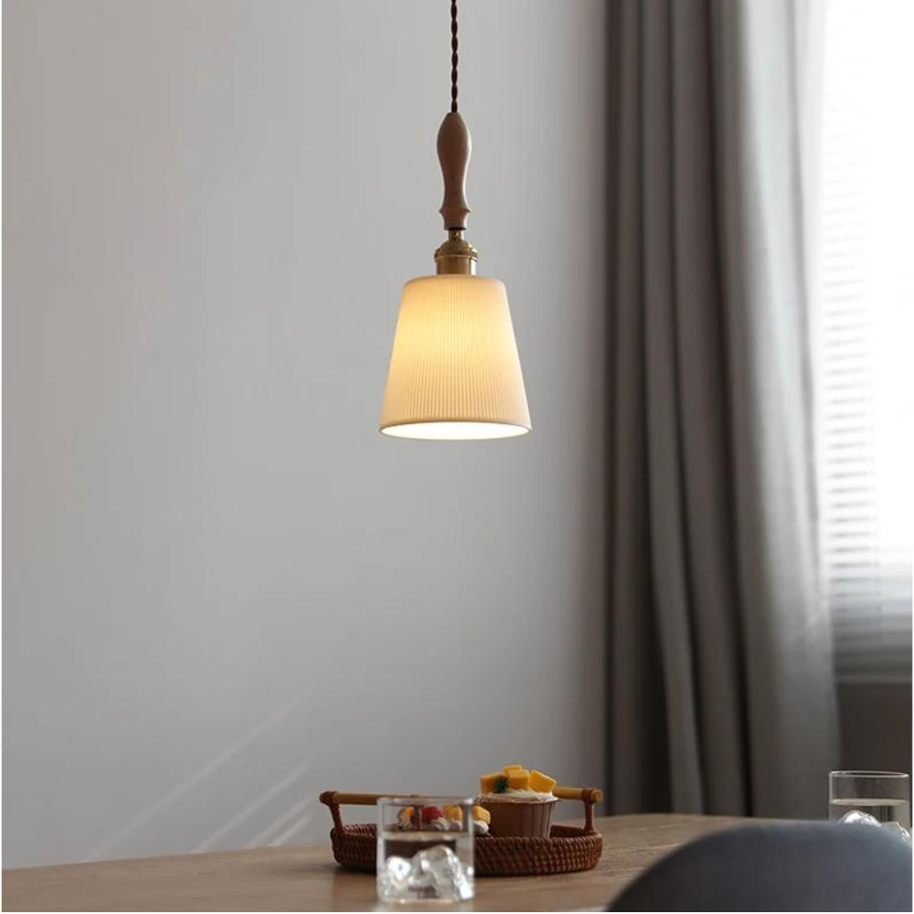 The Charming Chandelier Vintage T2086
