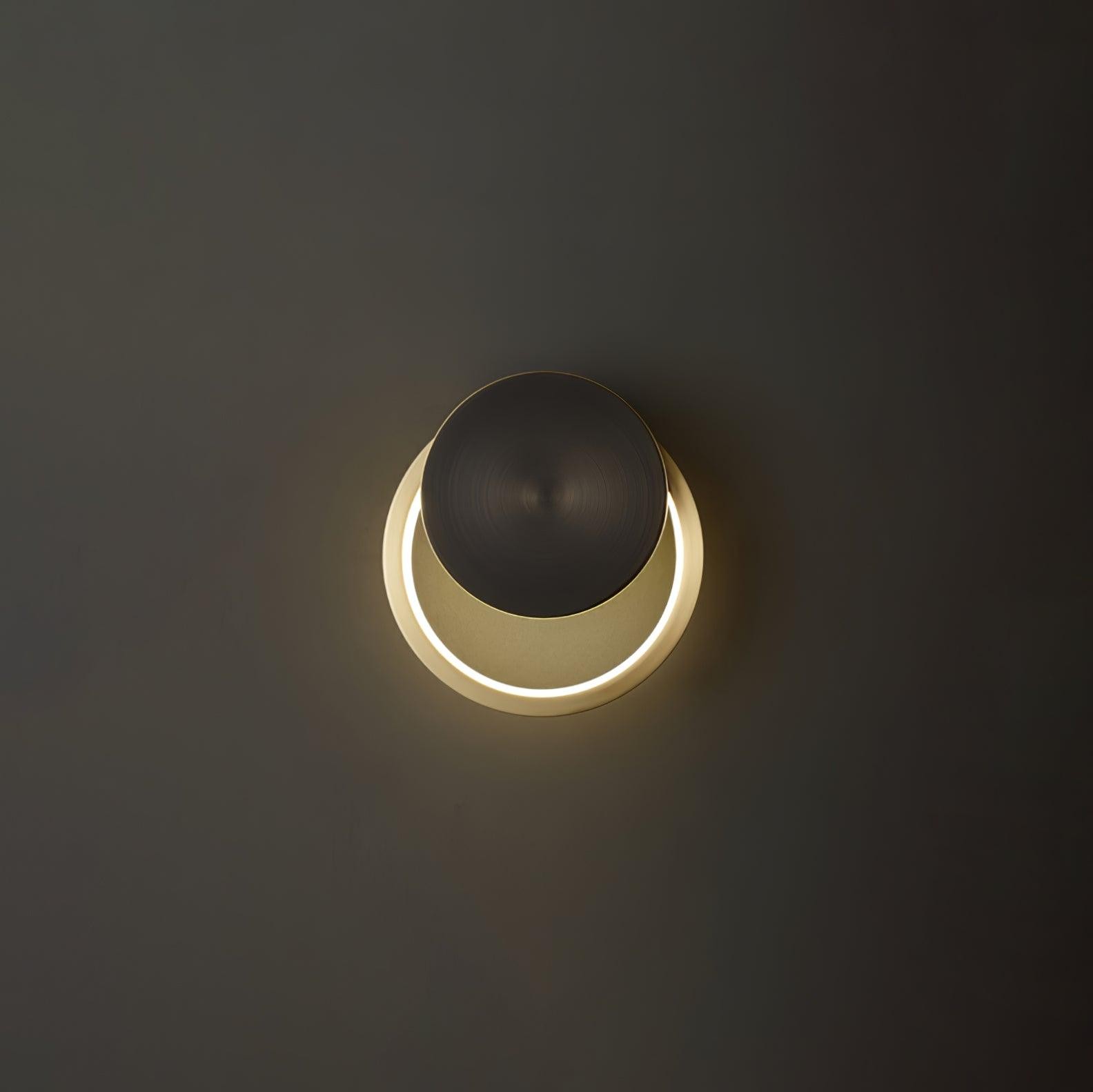 Minimalist Creative Simple Brass Round LED Wall Light M323
