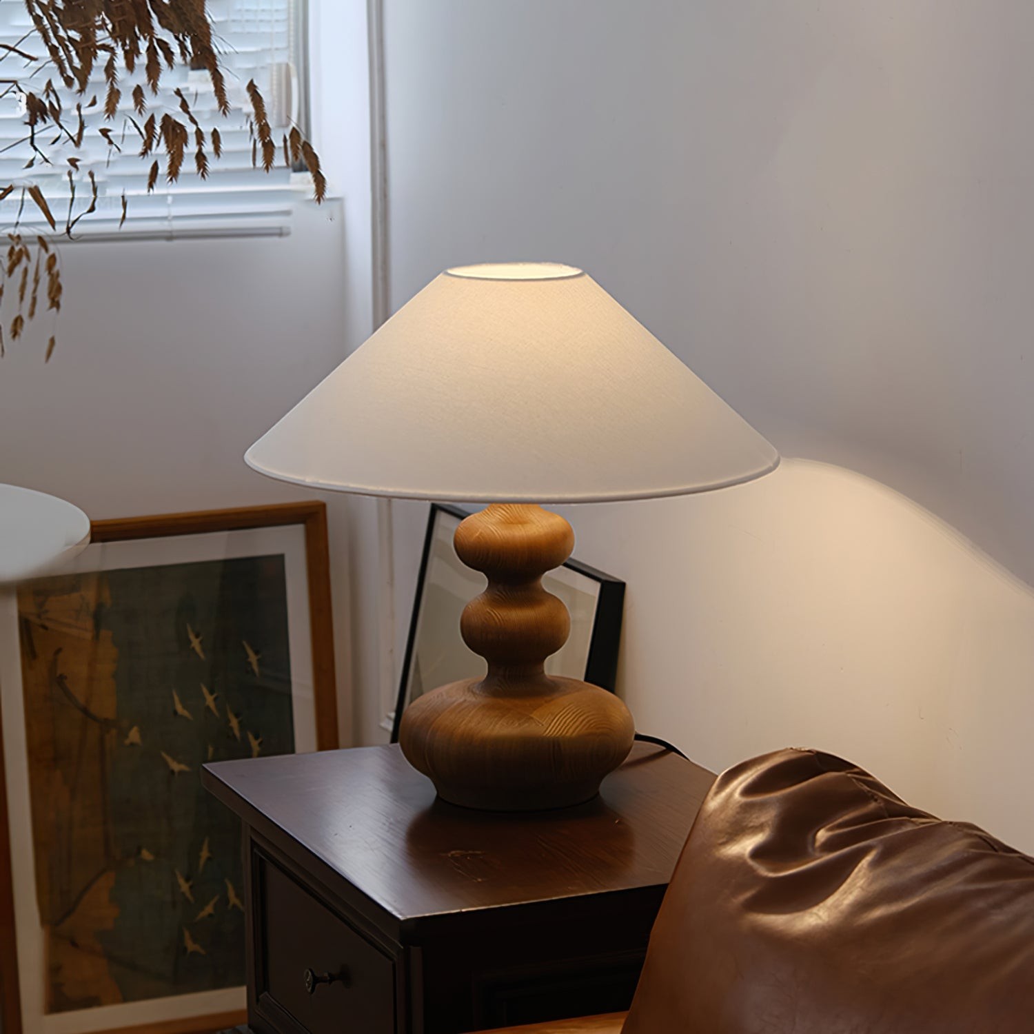 Nordic Retro Solid Wood Table Lamp M61
