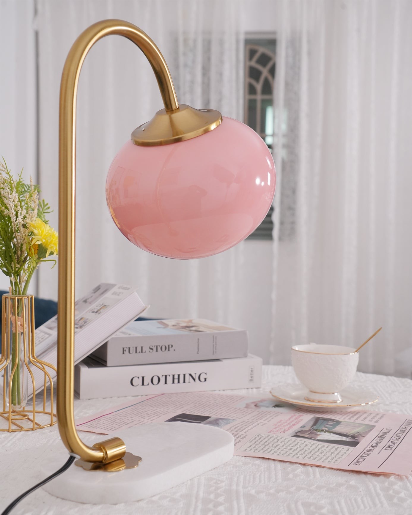 Scandinavian Cream Ball Table Lamp For Living Room M348