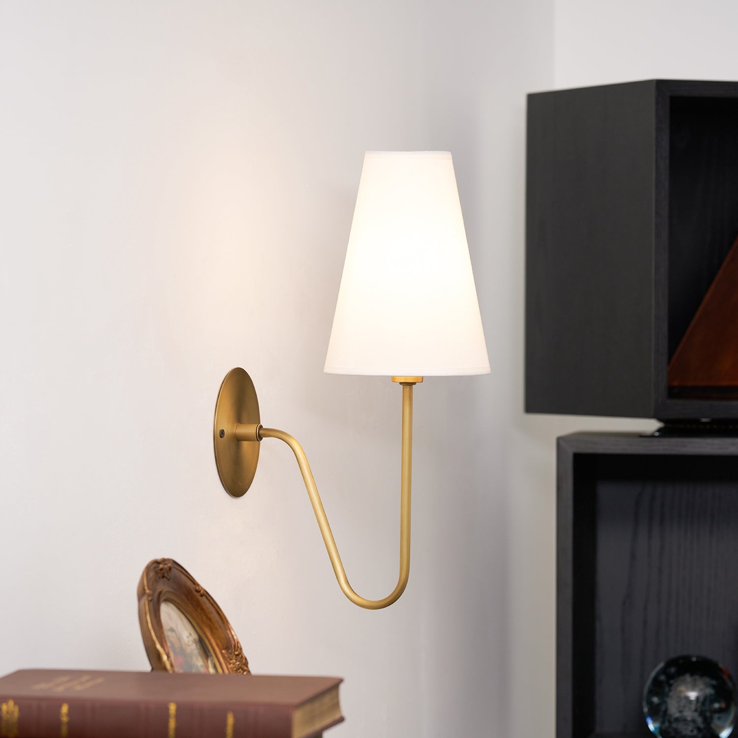 Scoop Wall Lamp T1980