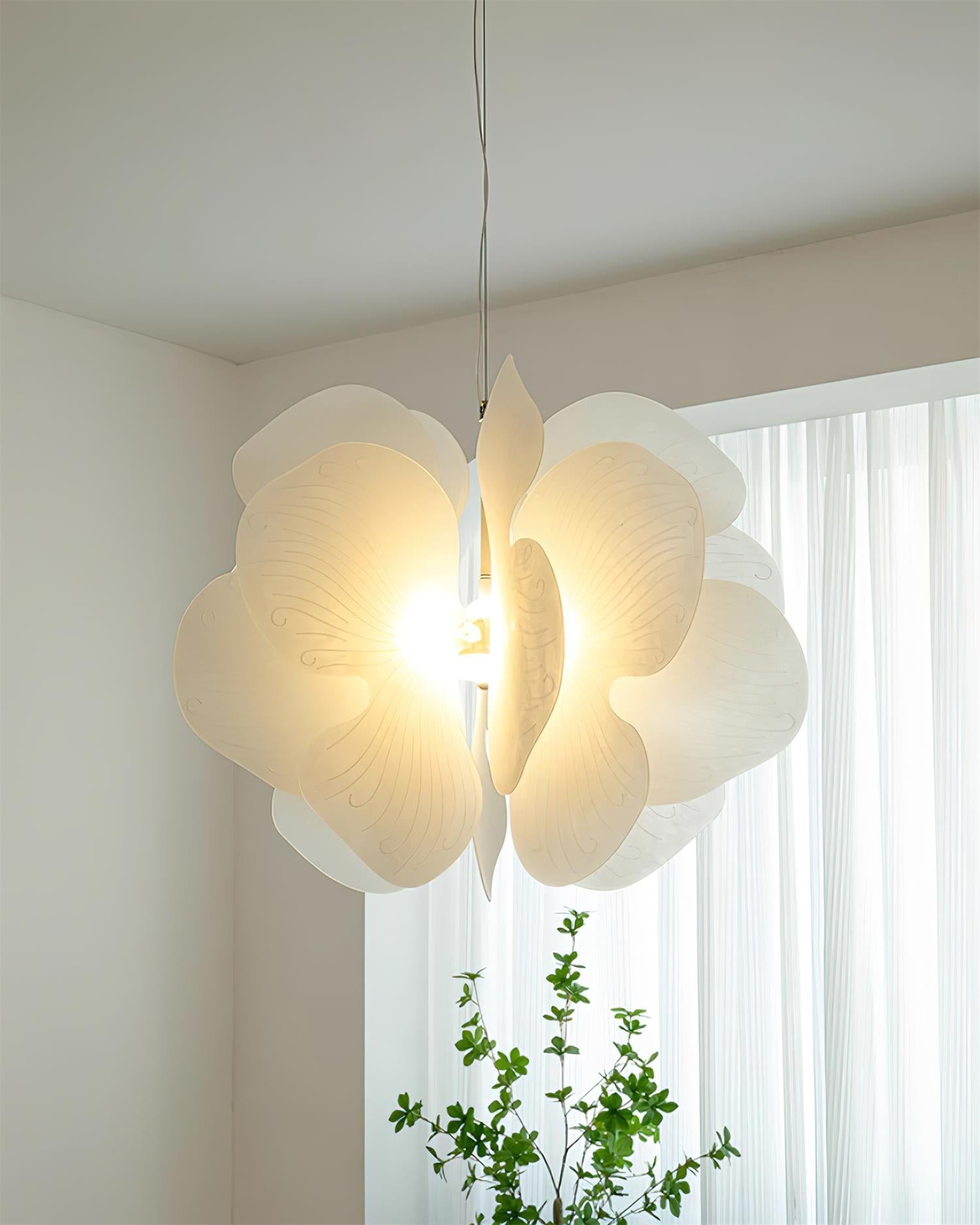 Creative Petal Pendant Lamp M181