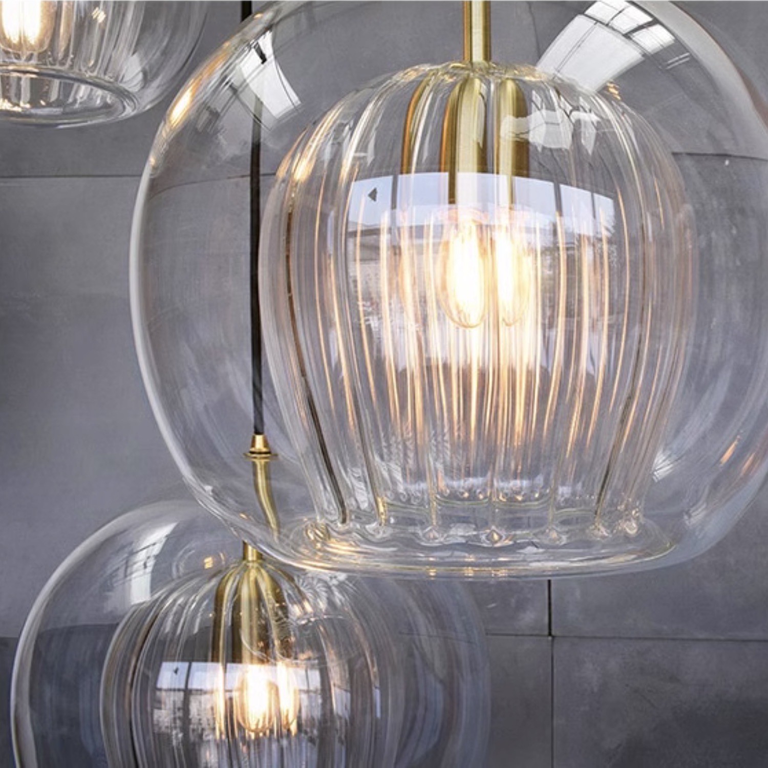Modern Pleated Glass Pendant Light G49